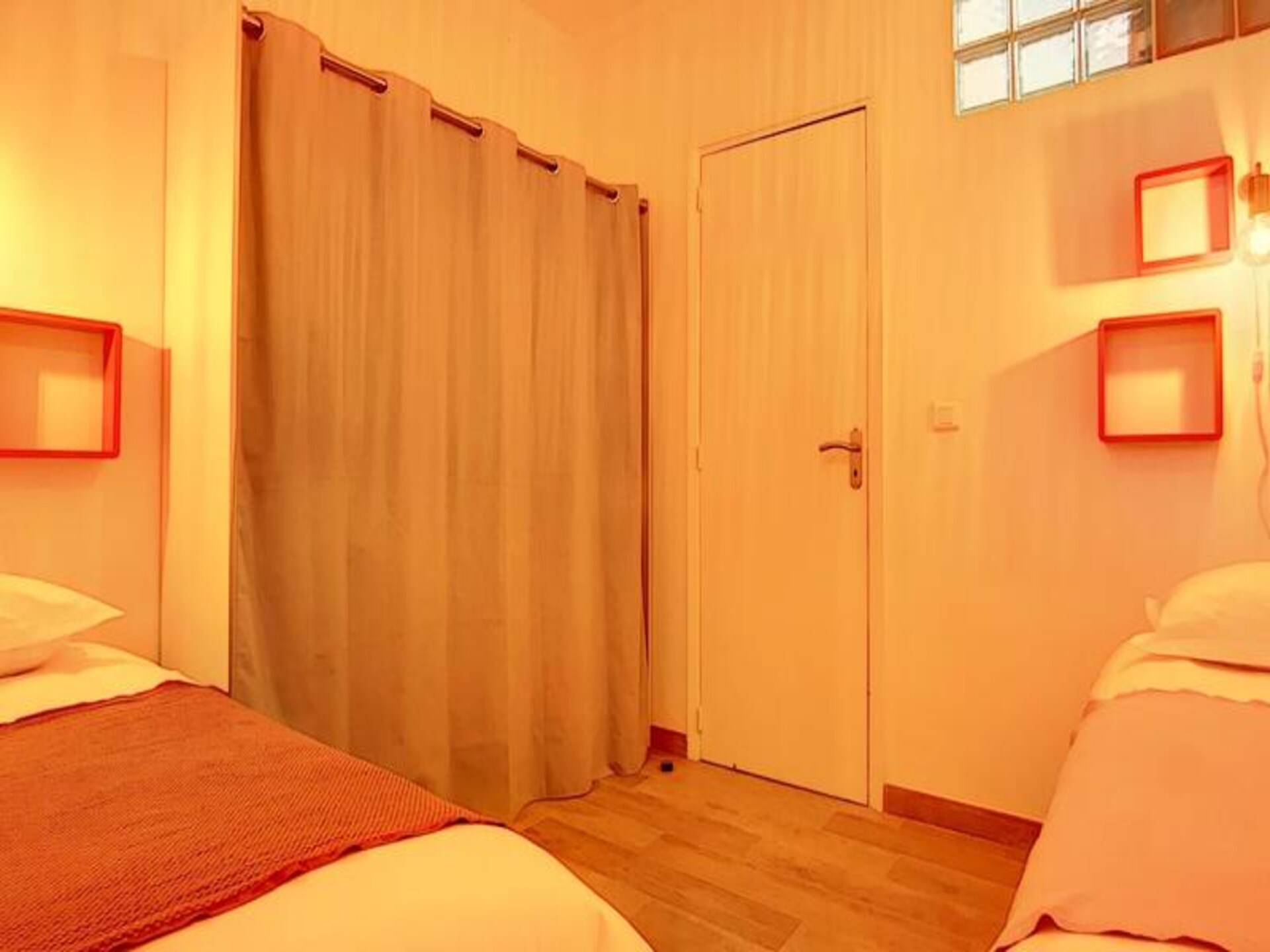 Authentiek appartement op de Provençaalse markt in hartje Antibes - foto 15