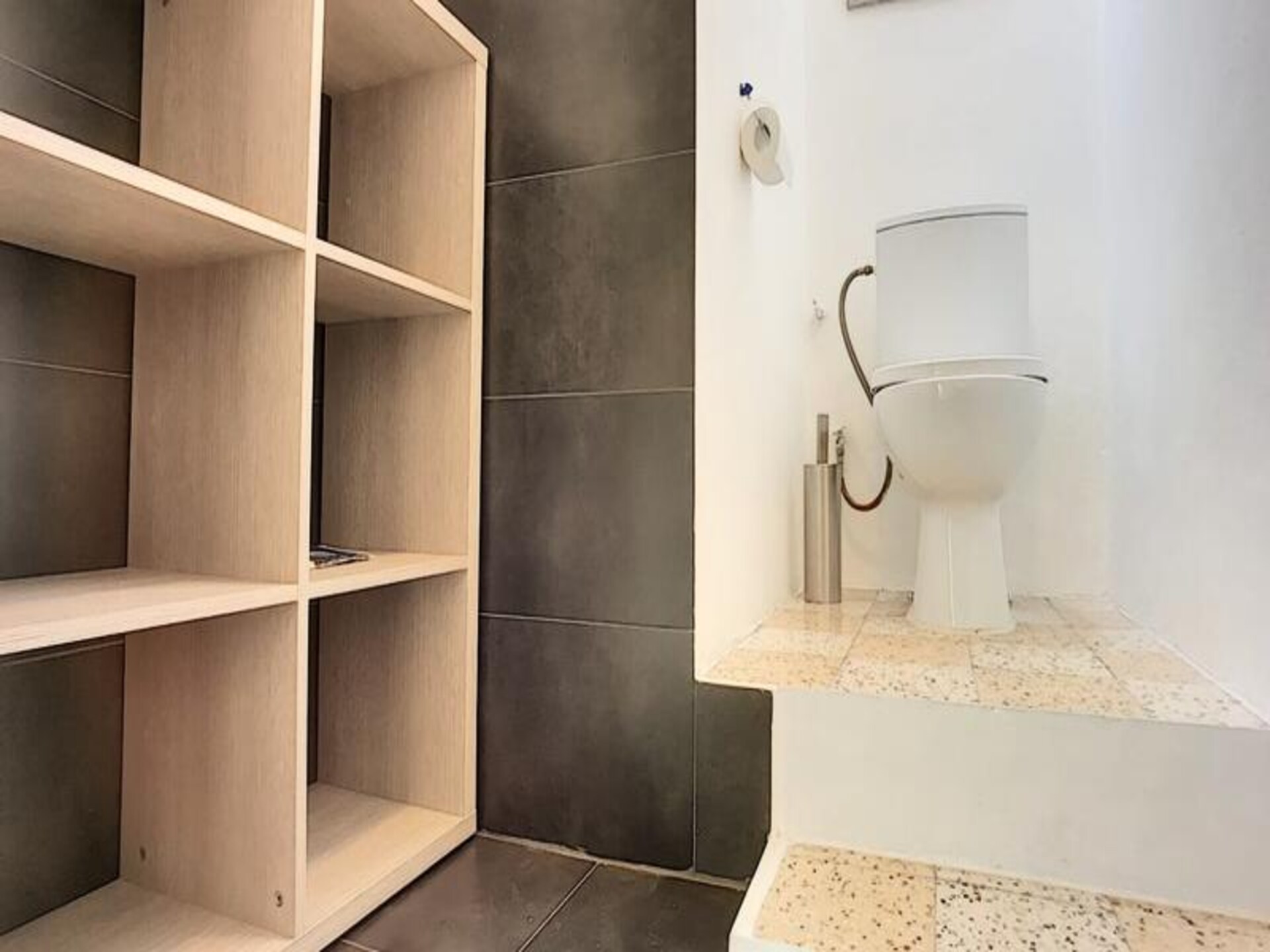 Authentiek appartement op de Provençaalse markt in hartje Antibes - foto 21
