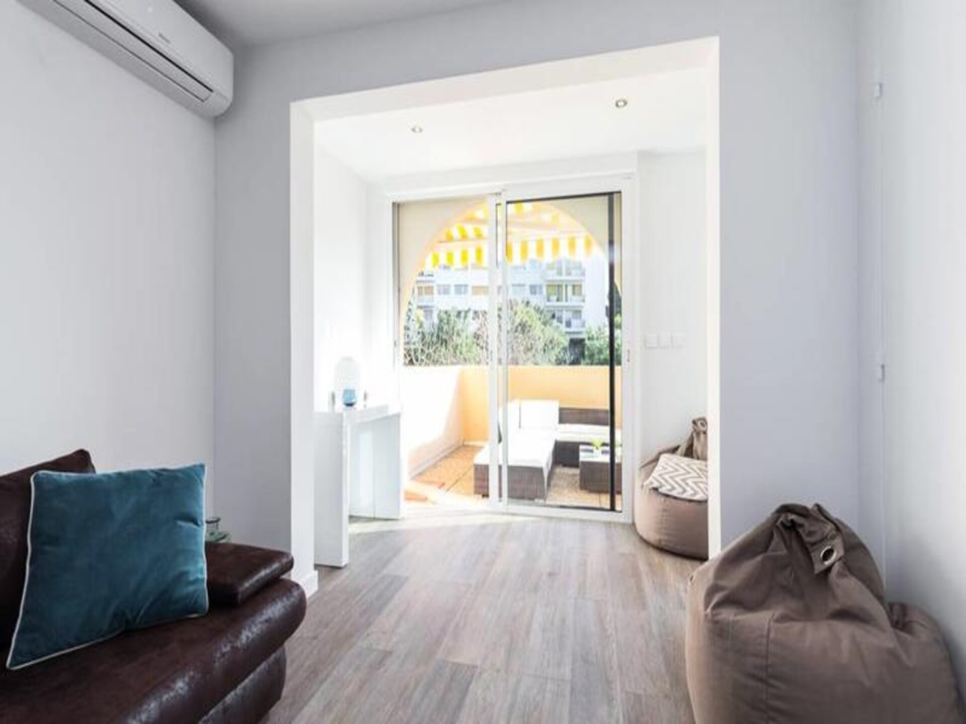 Appartement Cannes: zeezicht, terras en zwembad aan de Côte d'Azur - foto 8