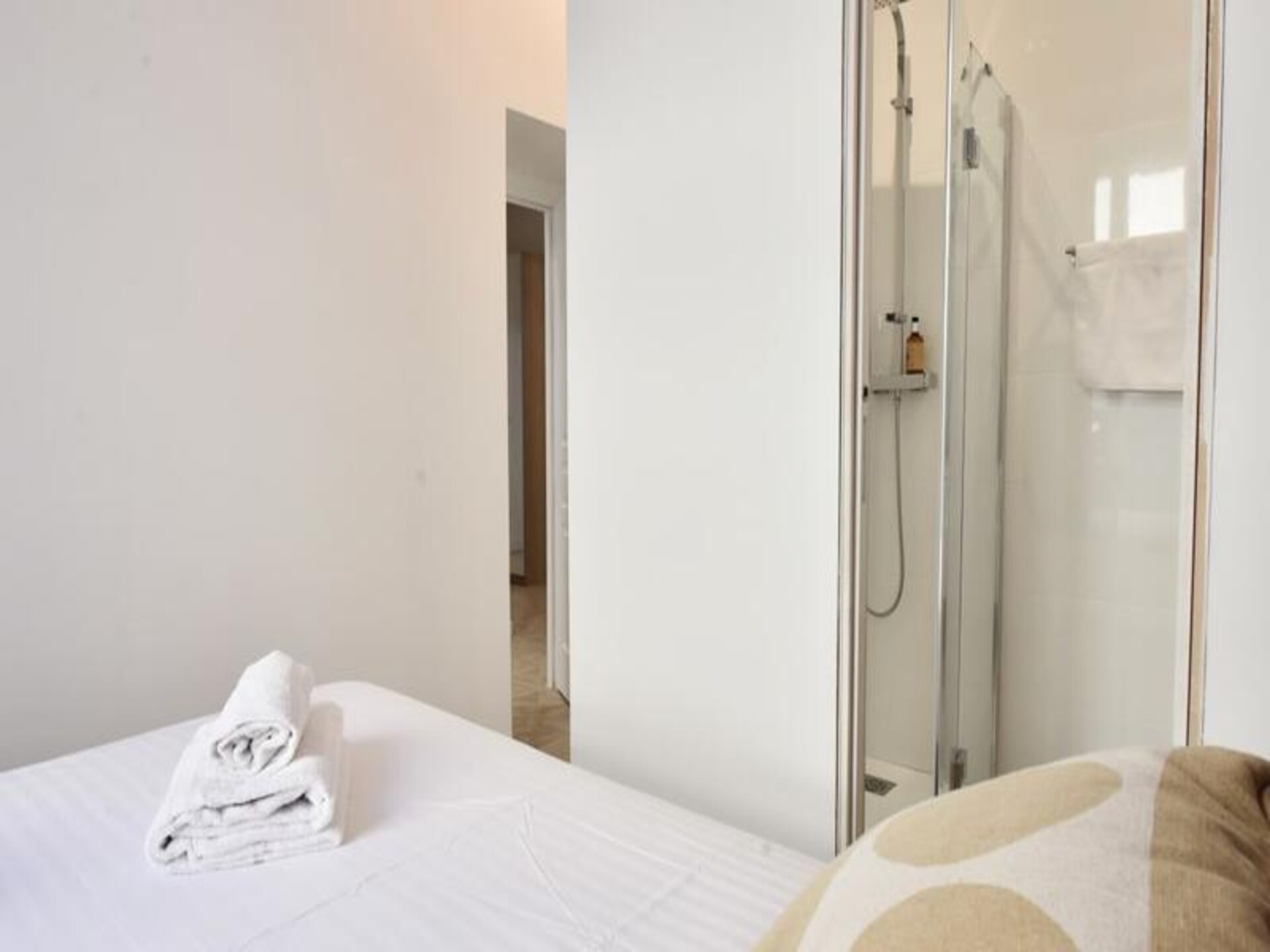 Modern 4-kamerappartement in hartje Cannes, 5 min van strand en Palais - foto 16
