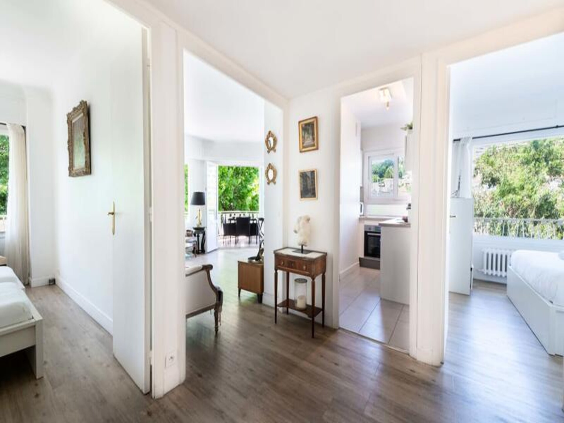 Licht appartement in Cannes met terras, op 6 minuten lopen van het strand - foto 10
