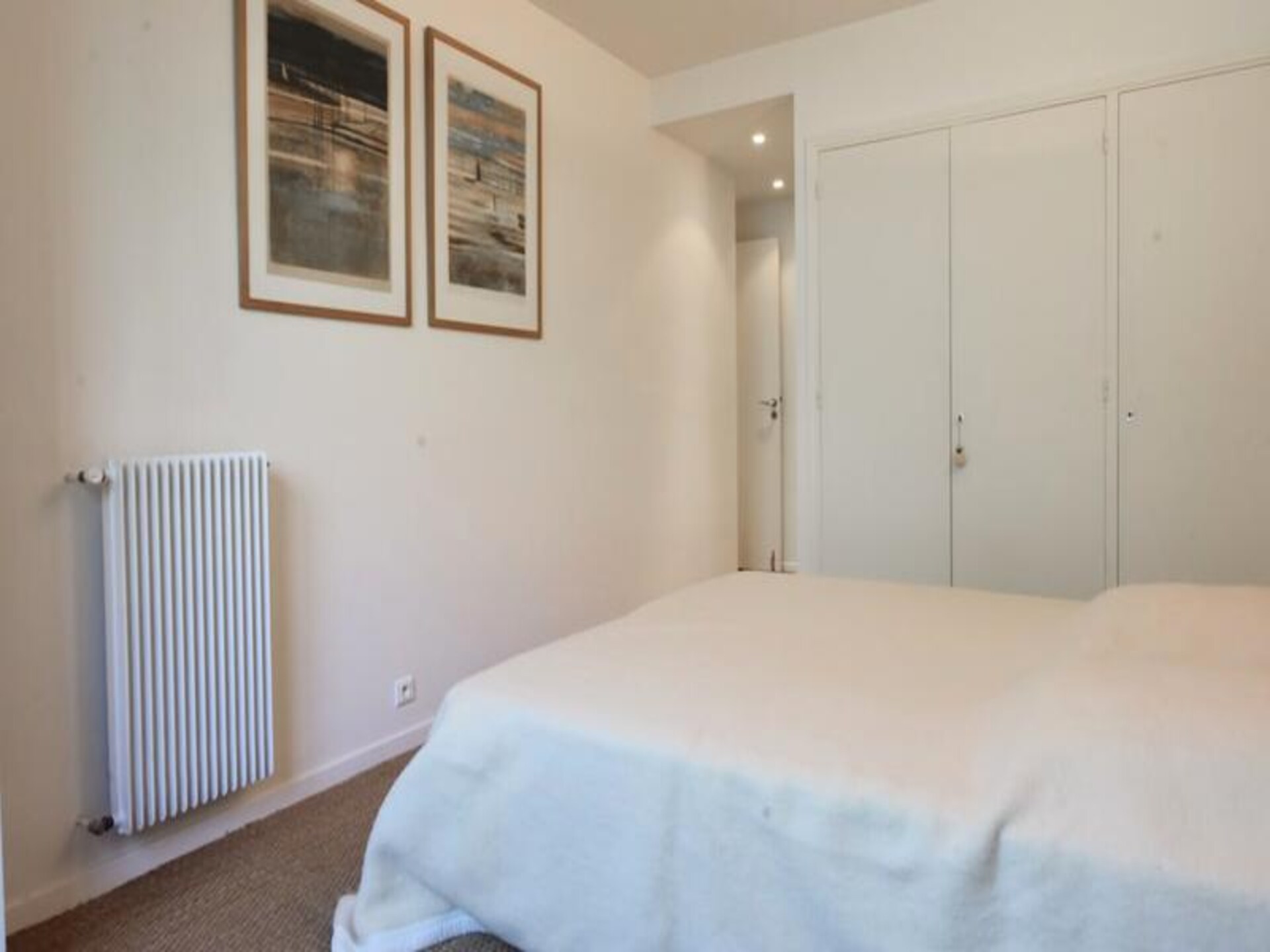 Licht appartement met 2 suites, zwembad en zeezicht nabij centrum Cannes - foto 18