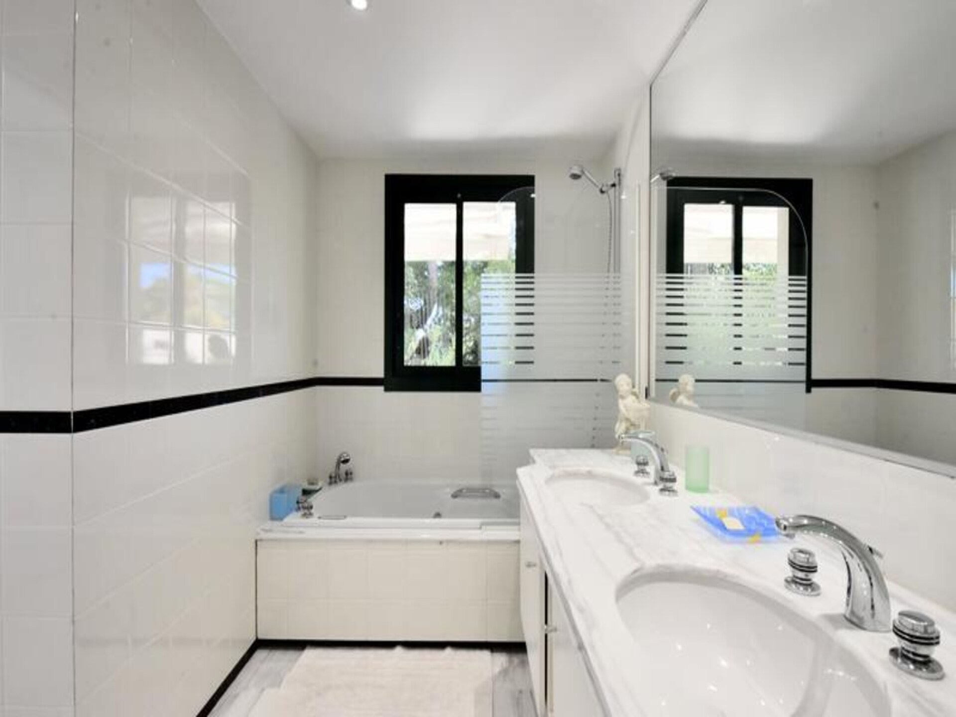 Luxe appartement 120m² met groot terras, zwembad en zeezicht in Cannes - foto 21