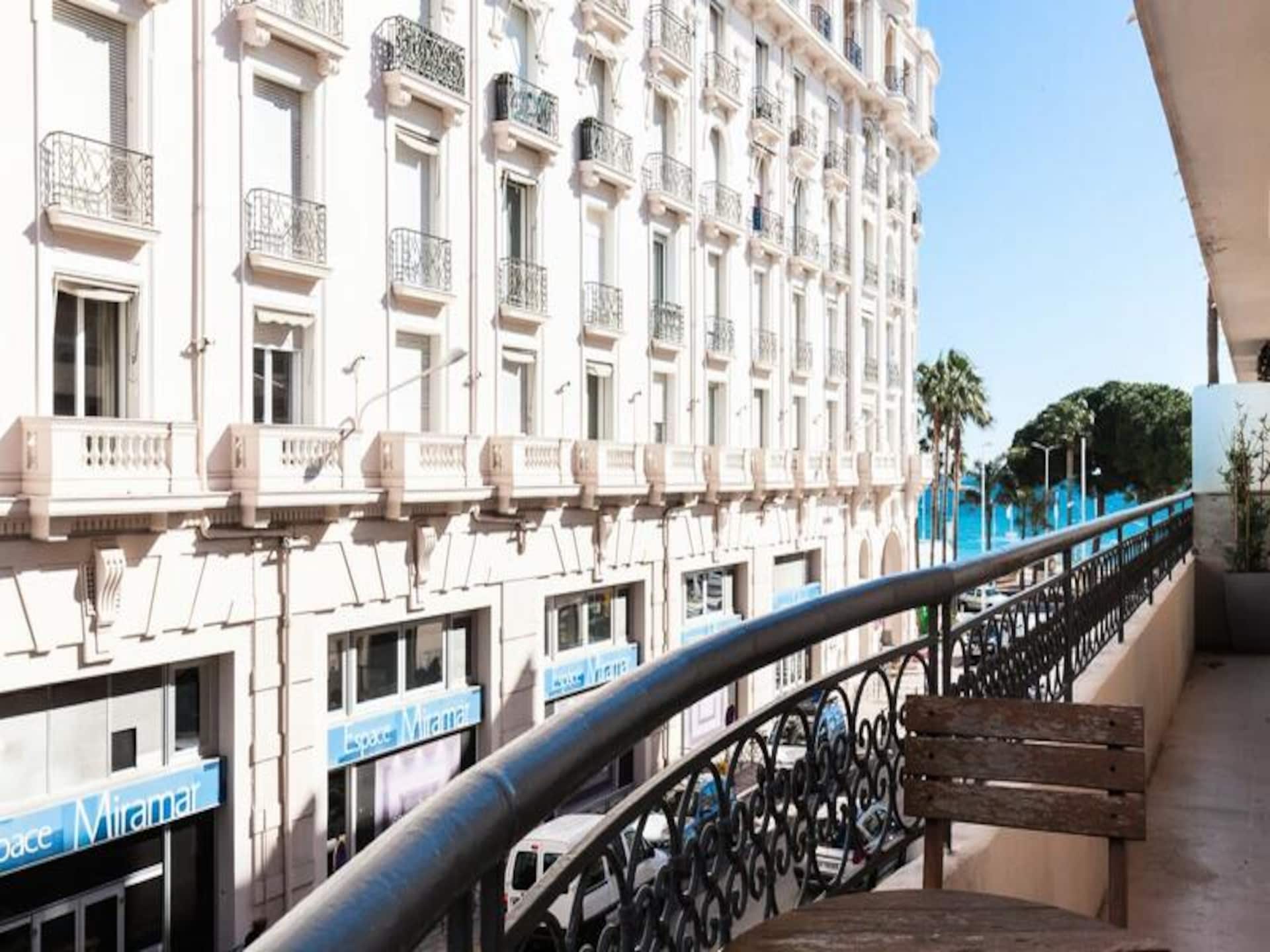 Stijlvol 3-kamerappartement in hartje Cannes, vlakbij de Croisette en het Palais - foto 15