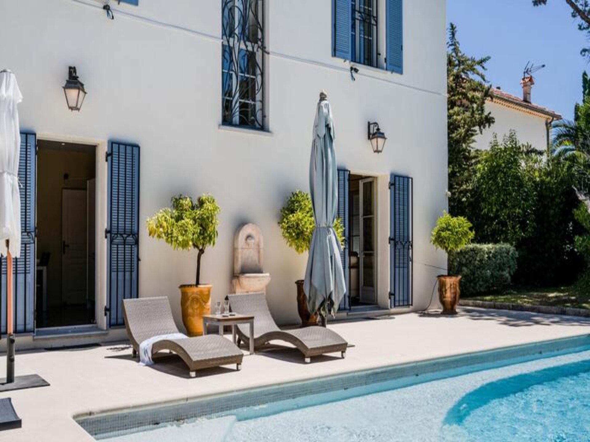 Ruim appartement in Antibes voor 10 personen nabij het strand - foto 8