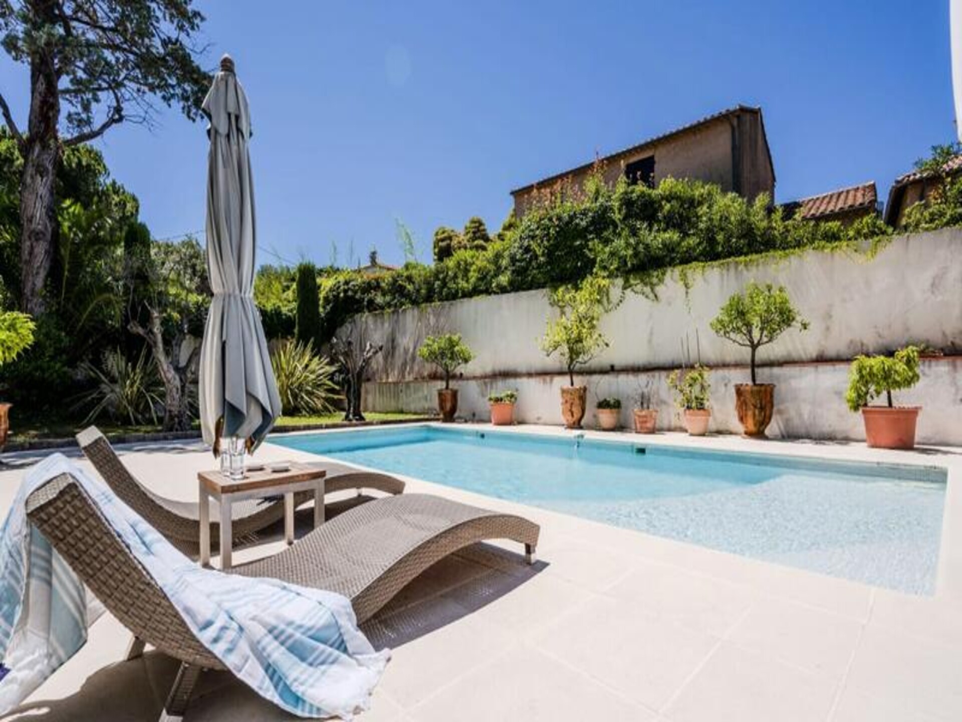 Ruim appartement in Antibes voor 10 personen nabij het strand - foto 13