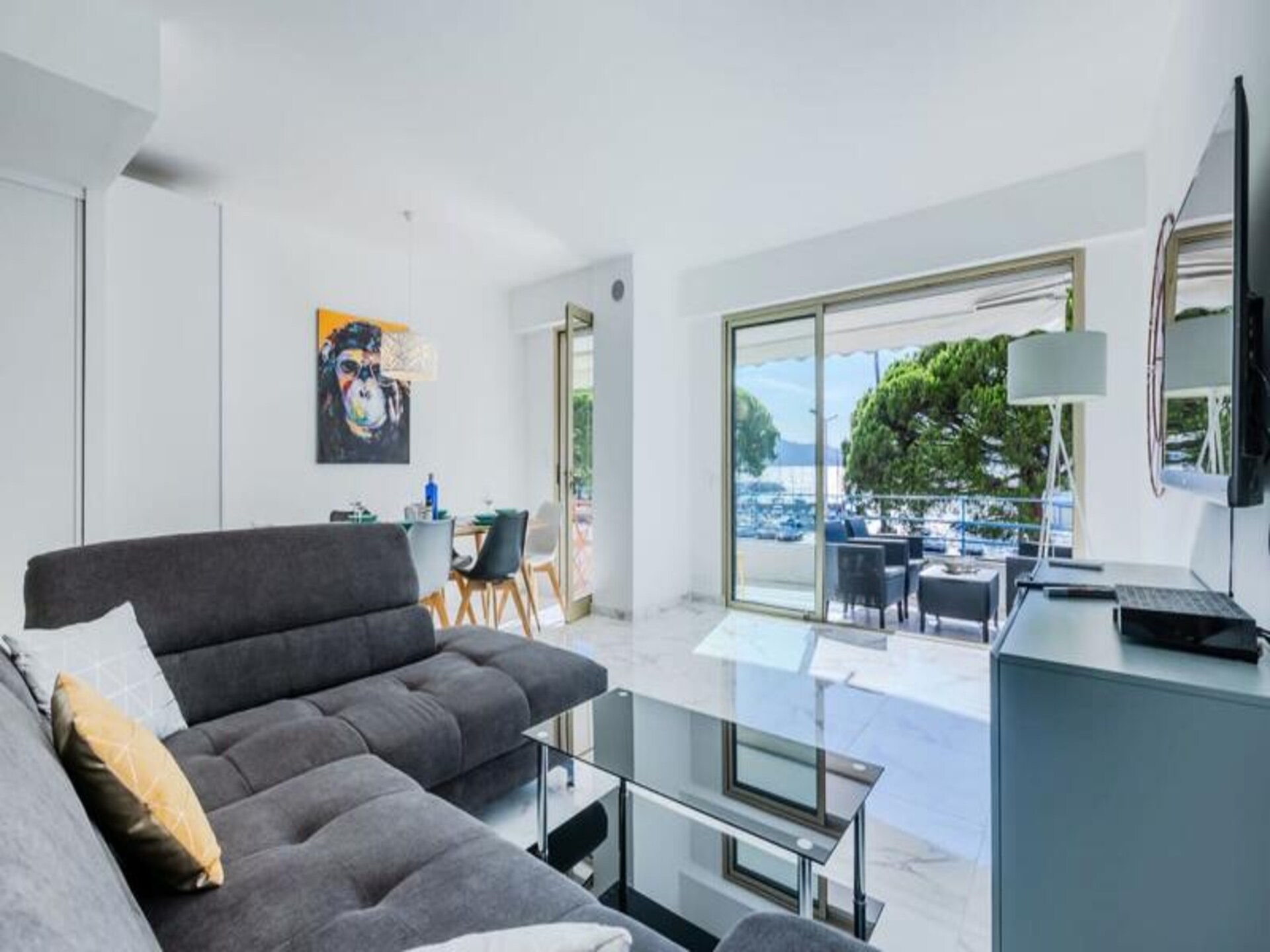 90m² appartement op de Croisette met terras en zeezicht - foto 1