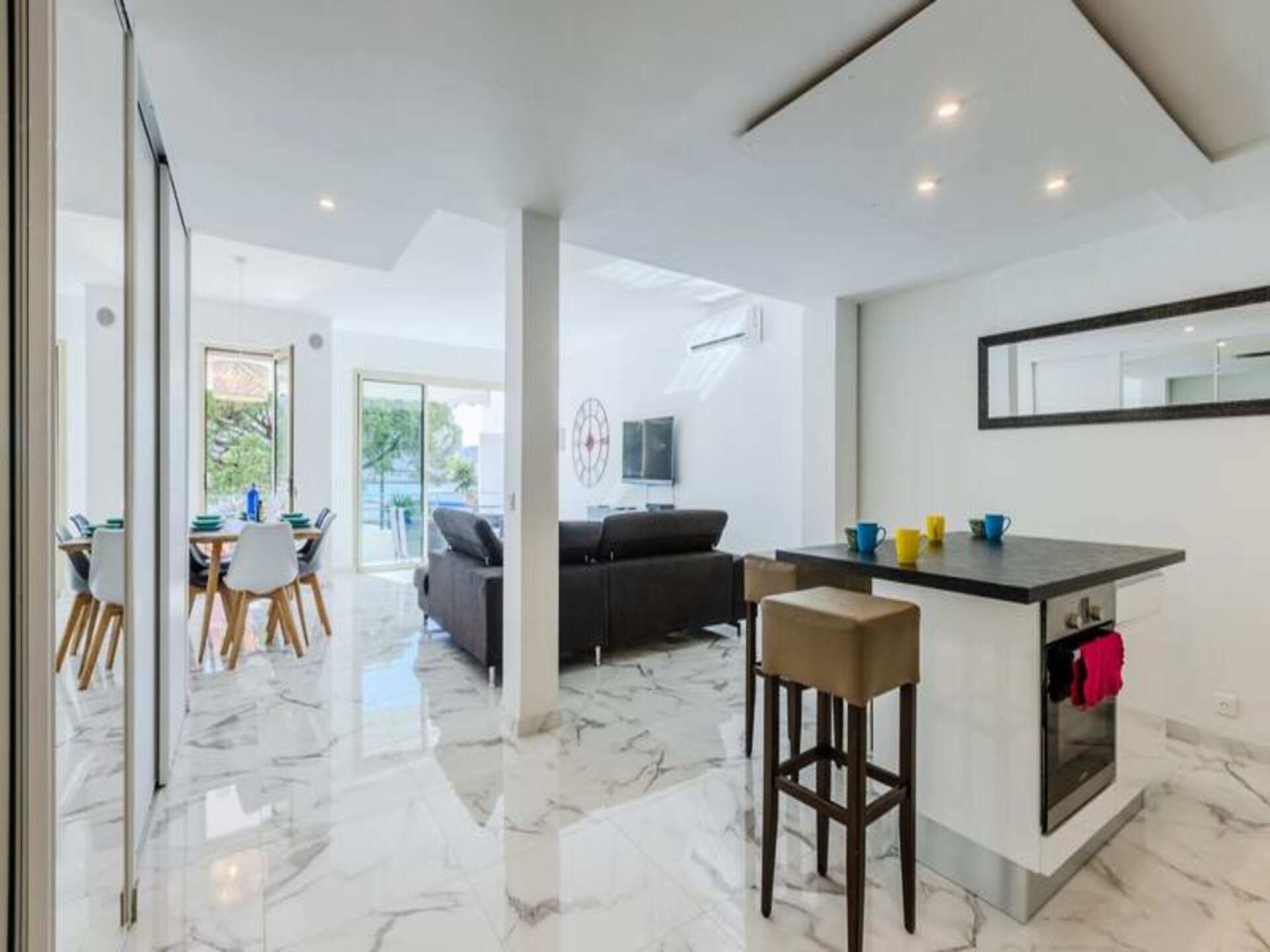 90m² appartement op de Croisette met terras en zeezicht - foto 4