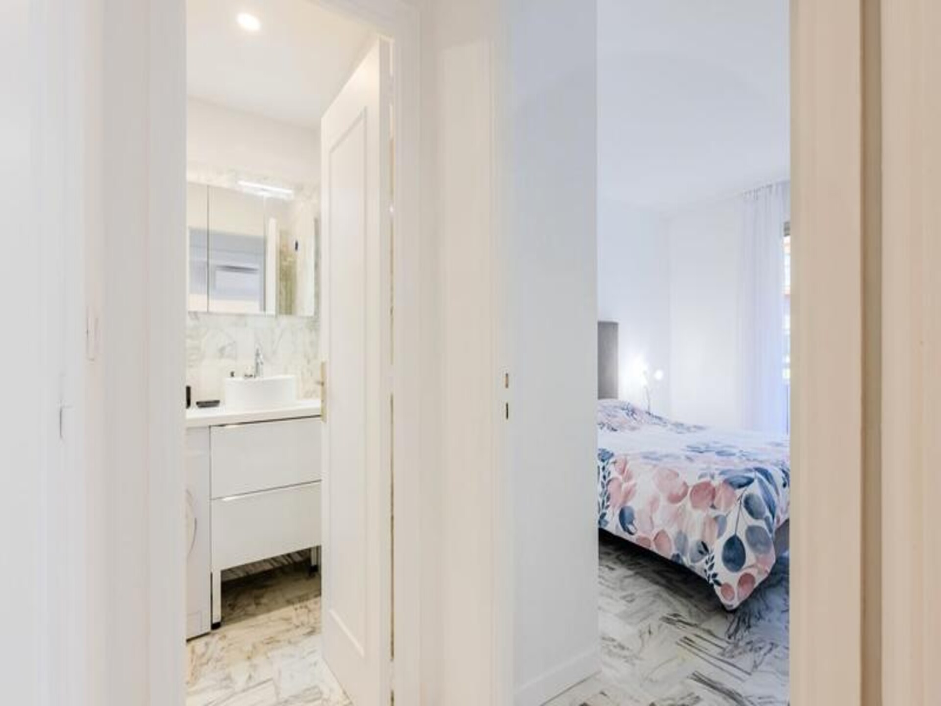 Gerenoveerd 3-kamerappartement in park, 5 minuten van centrum Cannes - foto 16