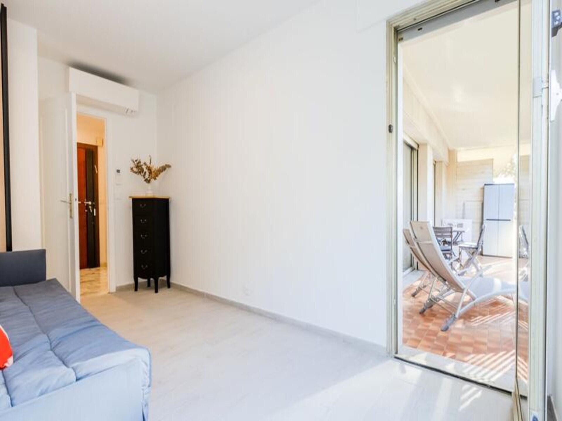 Gerenoveerd 3-kamerappartement in park, 5 minuten van centrum Cannes - foto 24