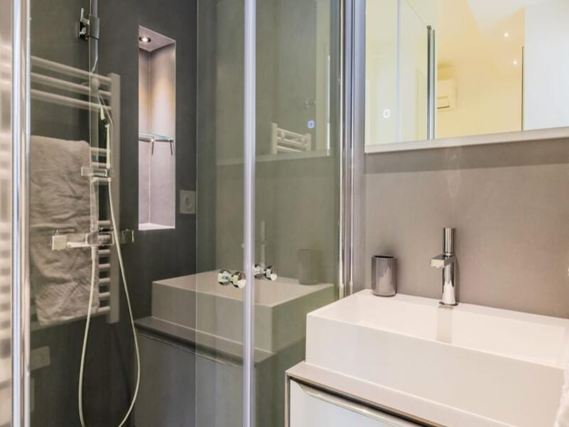 Luxe appartement 96m² met zeezicht, zwembad en tennis in Cannes - foto 27