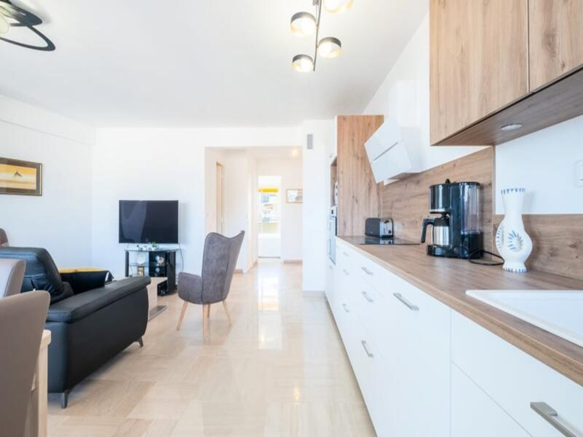 Elegant appartement met zeezicht, 10 min van centrum Cannes, parking inbegrepen - foto 2