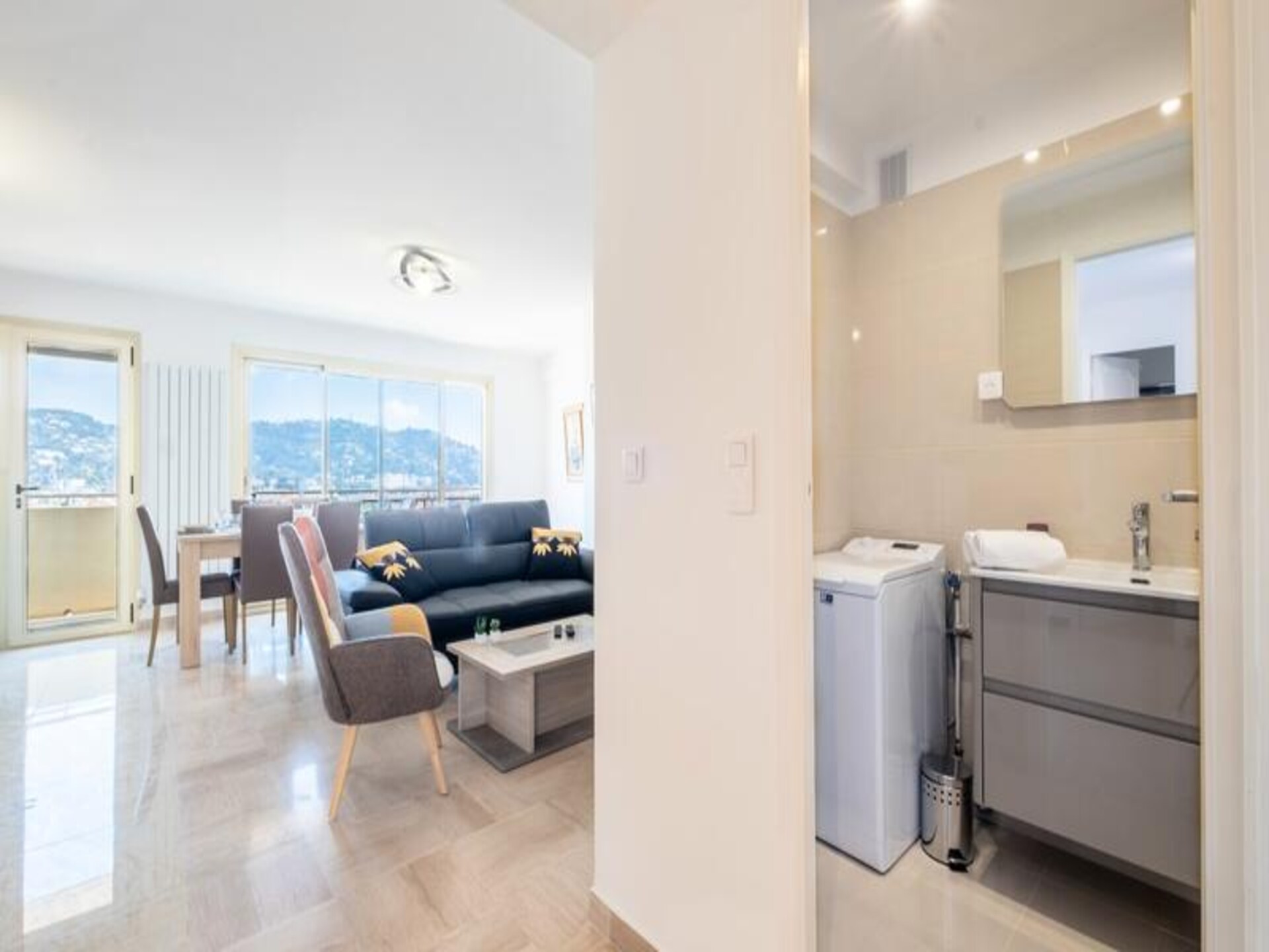 Elegant appartement met zeezicht, 10 min van centrum Cannes, parking inbegrepen - foto 15