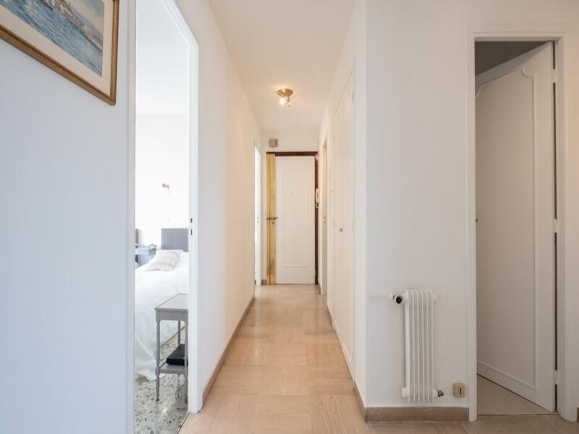 Elegant appartement met zeezicht, 10 min van centrum Cannes, parking inbegrepen - foto 17