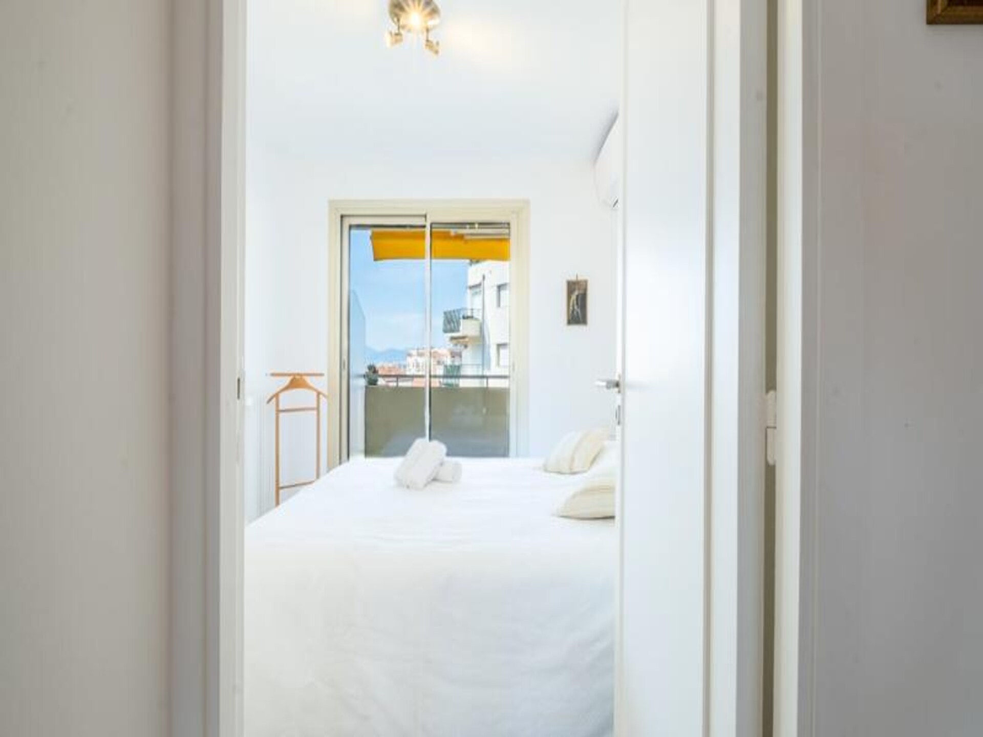 Elegant appartement met zeezicht, 10 min van centrum Cannes, parking inbegrepen - foto 25