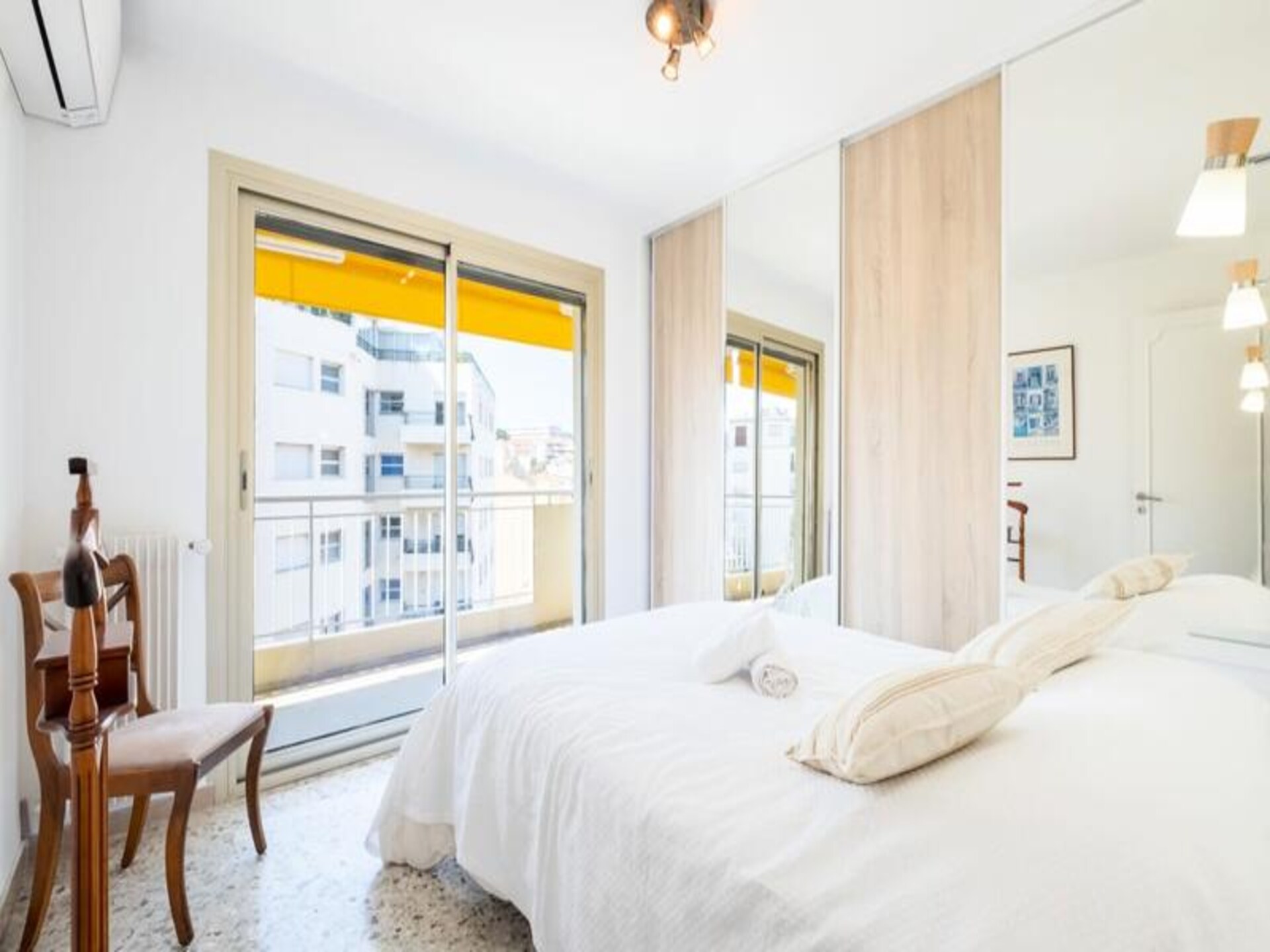 Elegant appartement met zeezicht, 10 min van centrum Cannes, parking inbegrepen - foto 29