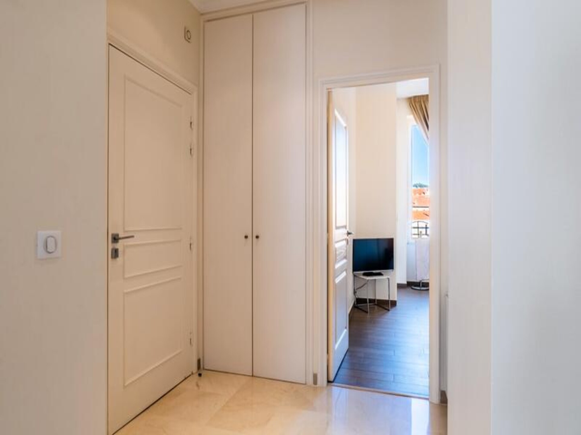 Elegant 3-kamerappartement aan de Rue d'Antibes, vlakbij het Palais des Festivals - foto 18