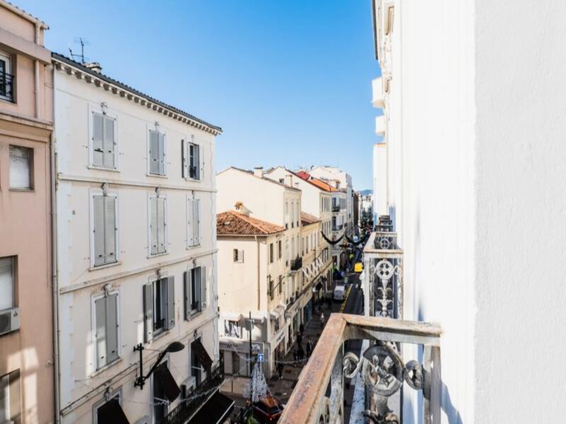 Elegant 3-kamerappartement aan de Rue d'Antibes, vlakbij het Palais des Festivals - foto 25