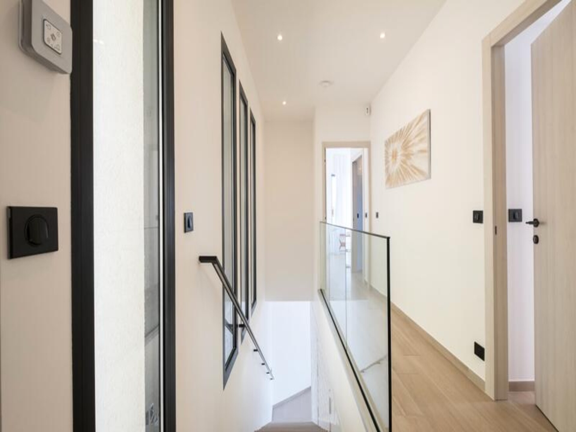 Architectenwoning met verwarmd zwembad en panoramisch zeezicht in Mandelieu - foto 13