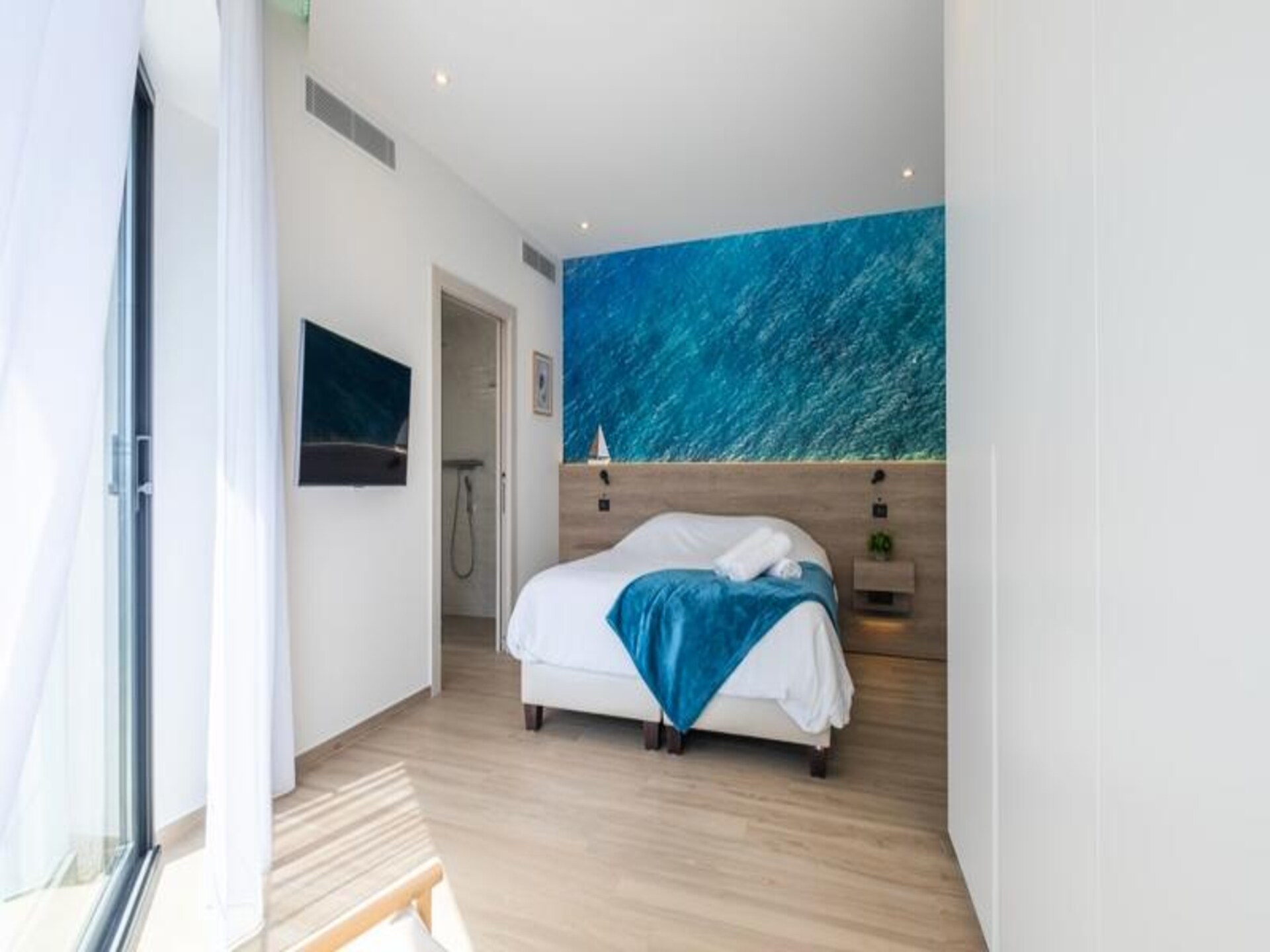 Architectenwoning met verwarmd zwembad en panoramisch zeezicht in Mandelieu - foto 21