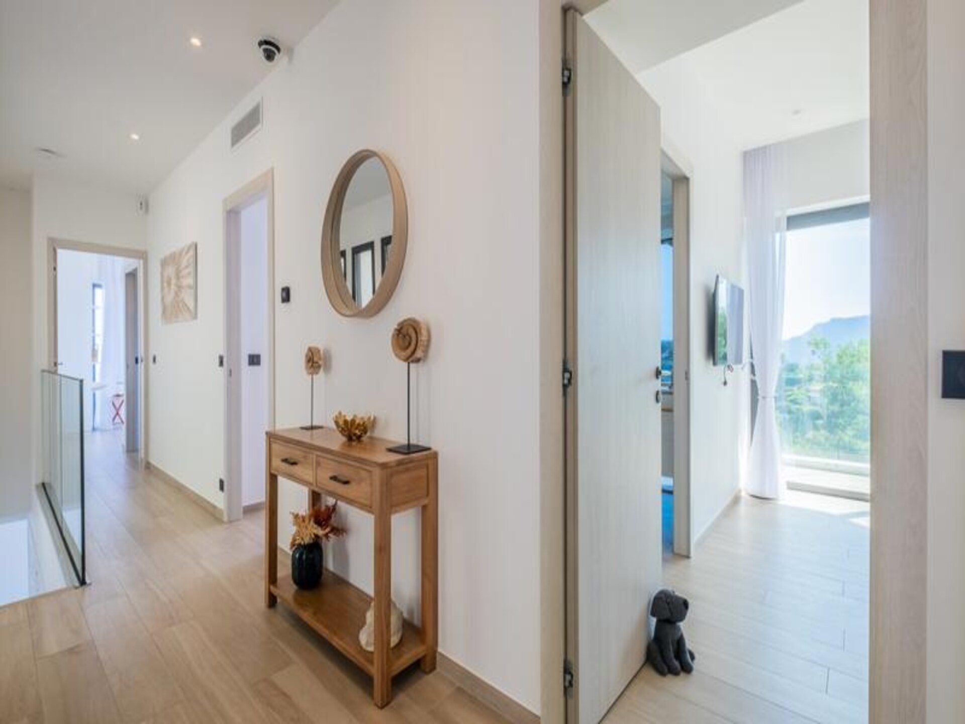 Architectenwoning met verwarmd zwembad en panoramisch zeezicht in Mandelieu - foto 25
