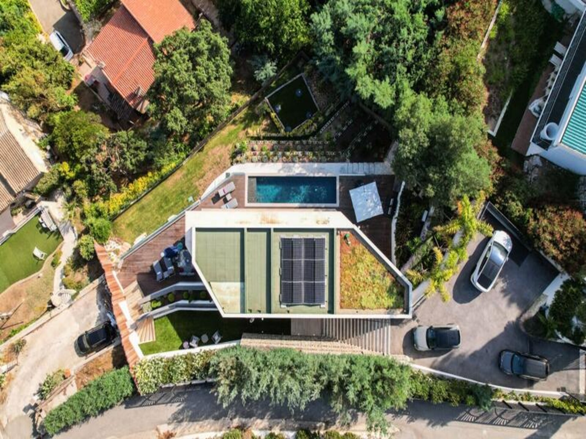 Architectenwoning met verwarmd zwembad en panoramisch zeezicht in Mandelieu - foto 42