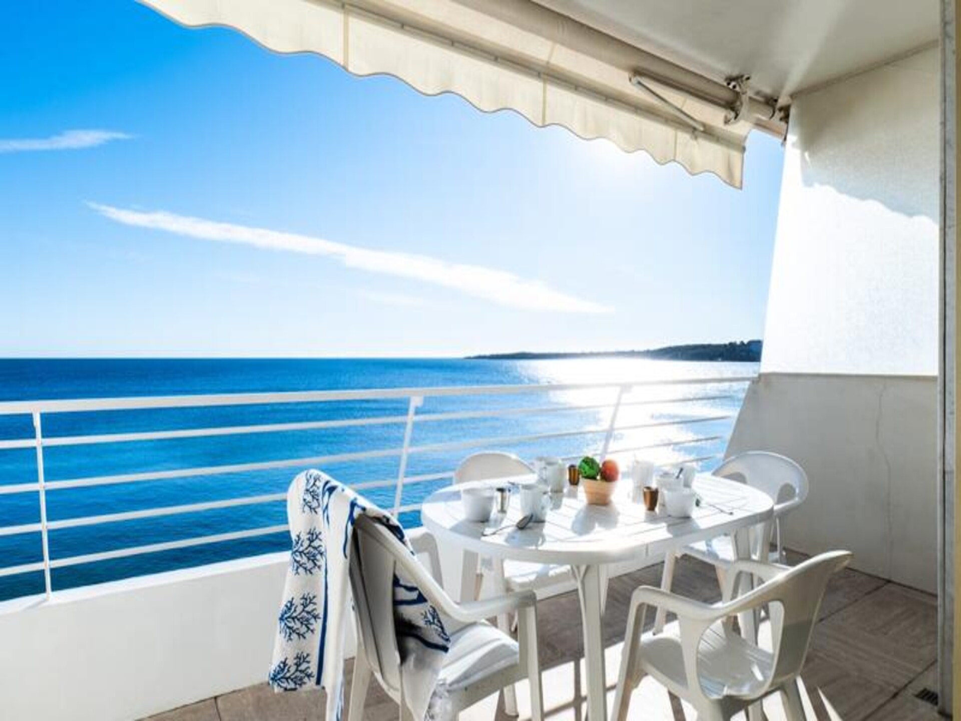 Panoramisch zeezicht appartement voor 6 personen in Cannes Palm Beach - foto 7