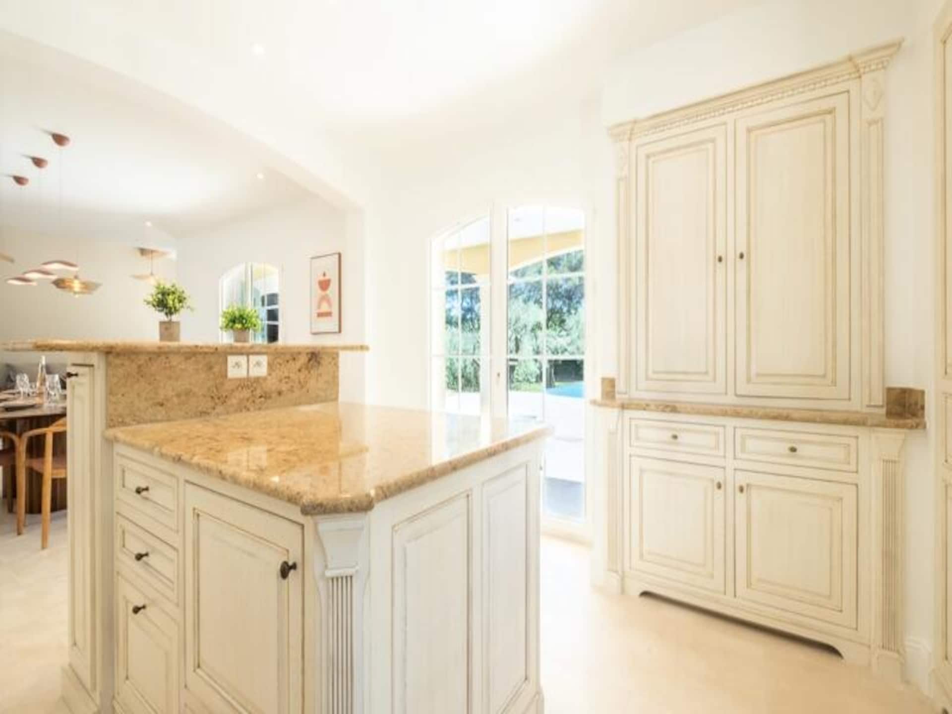Provençaalse droomvilla van 280m² met privézwembad nabij Cannes en Nice - foto 14