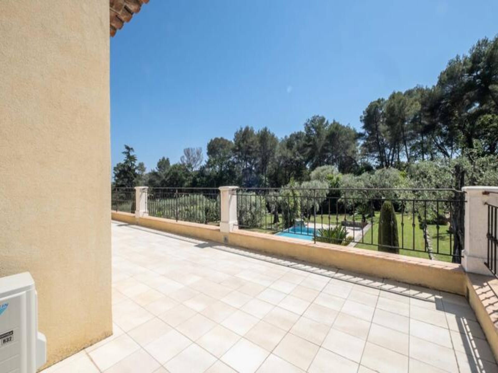 Provençaalse droomvilla van 280m² met privézwembad nabij Cannes en Nice - foto 37