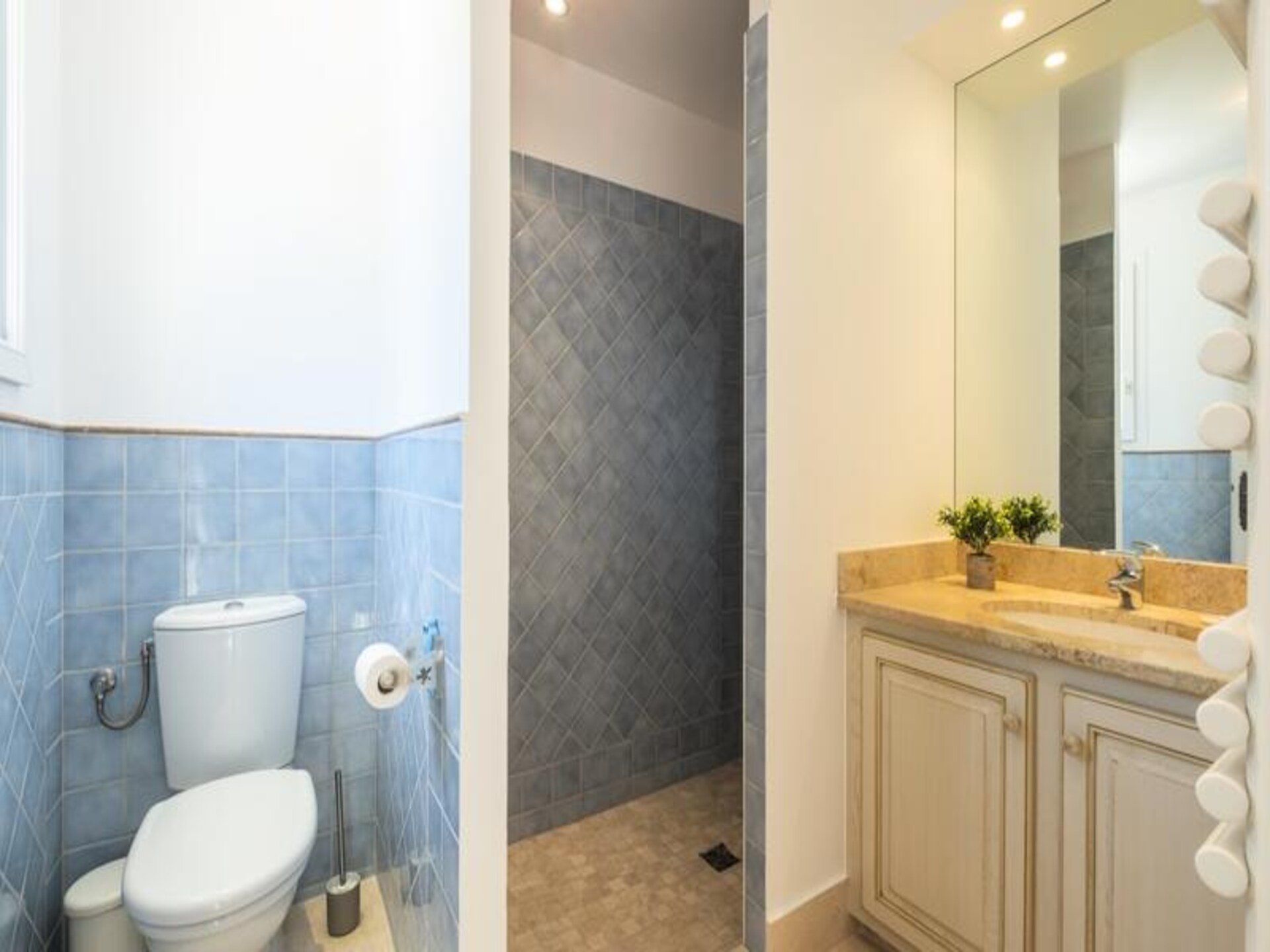 Provençaalse droomvilla van 280m² met privézwembad nabij Cannes en Nice - foto 42