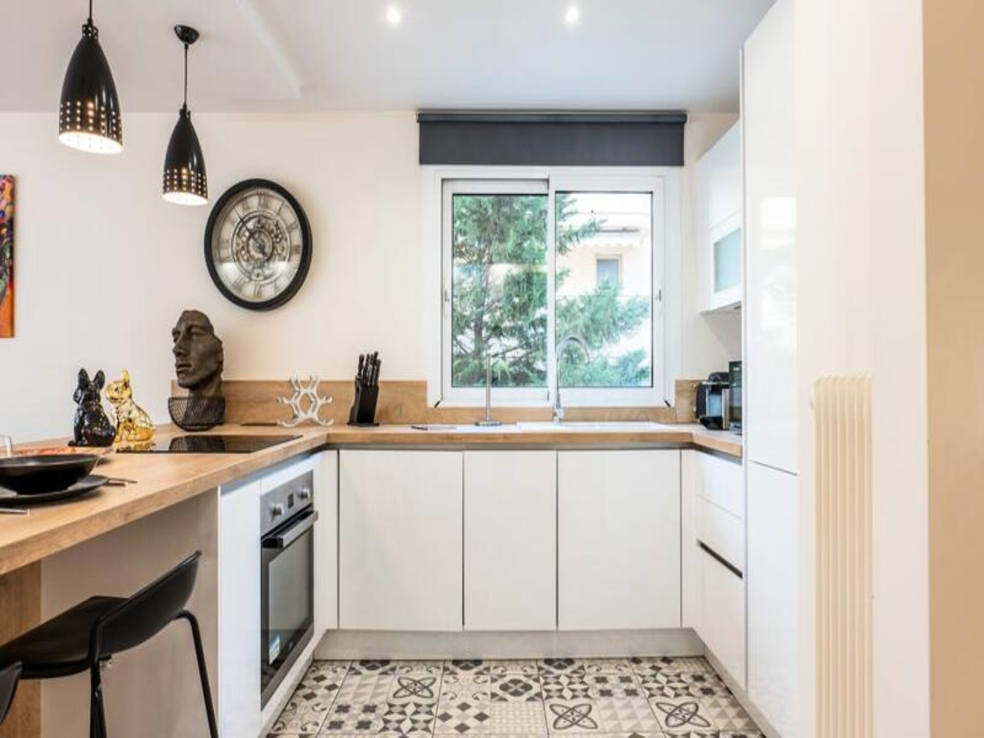Licht appartement met terras, 8 minuten lopen van centrum Cannes - foto 12
