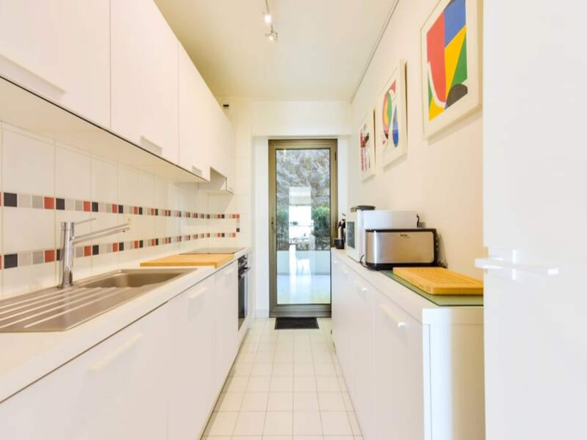 Appartement Cannes la Bocca met zeezicht, zwembad en garage - foto 12