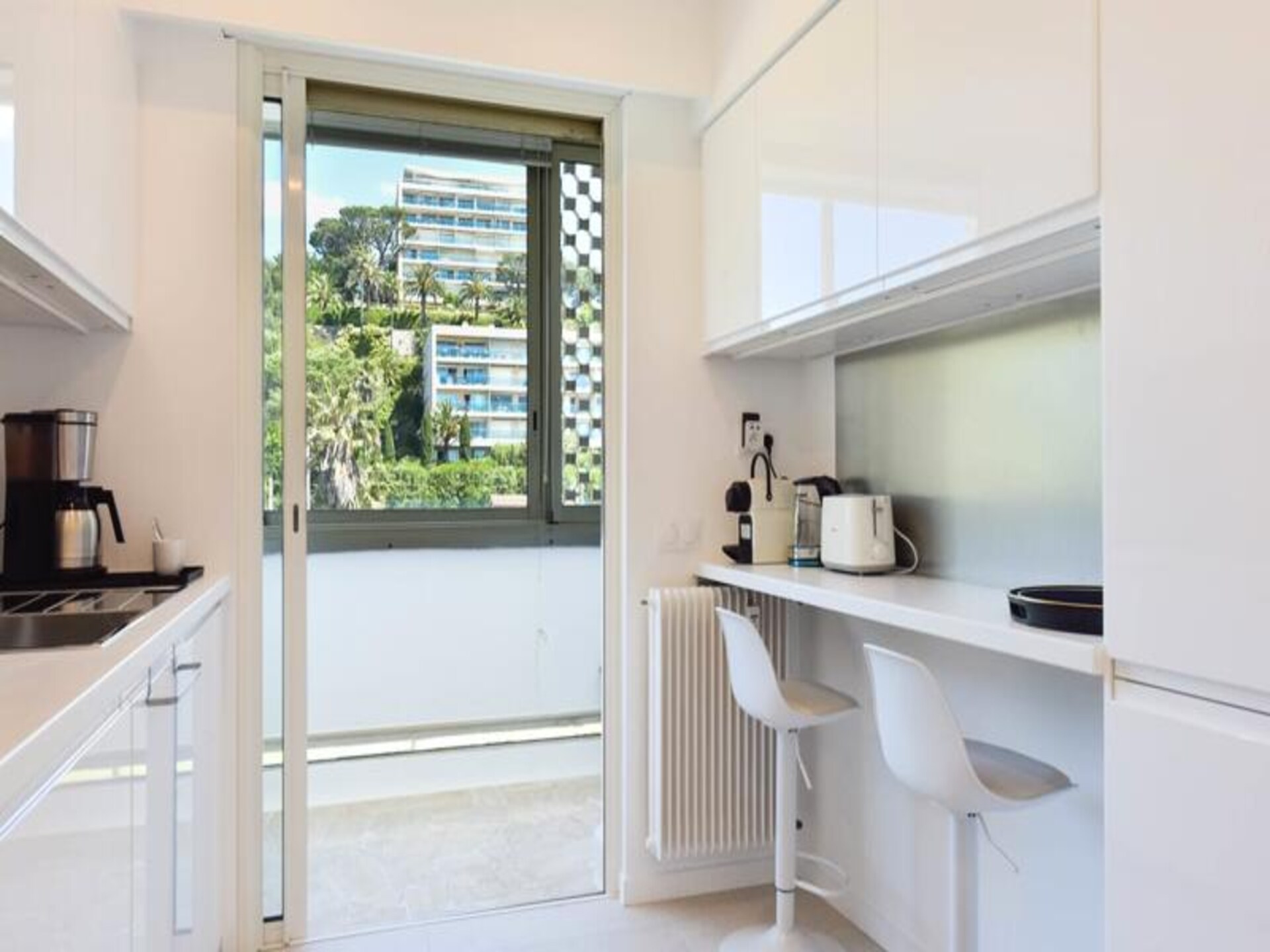 Licht appartement met panoramisch zeezicht in Cannes la Bocca - foto 20