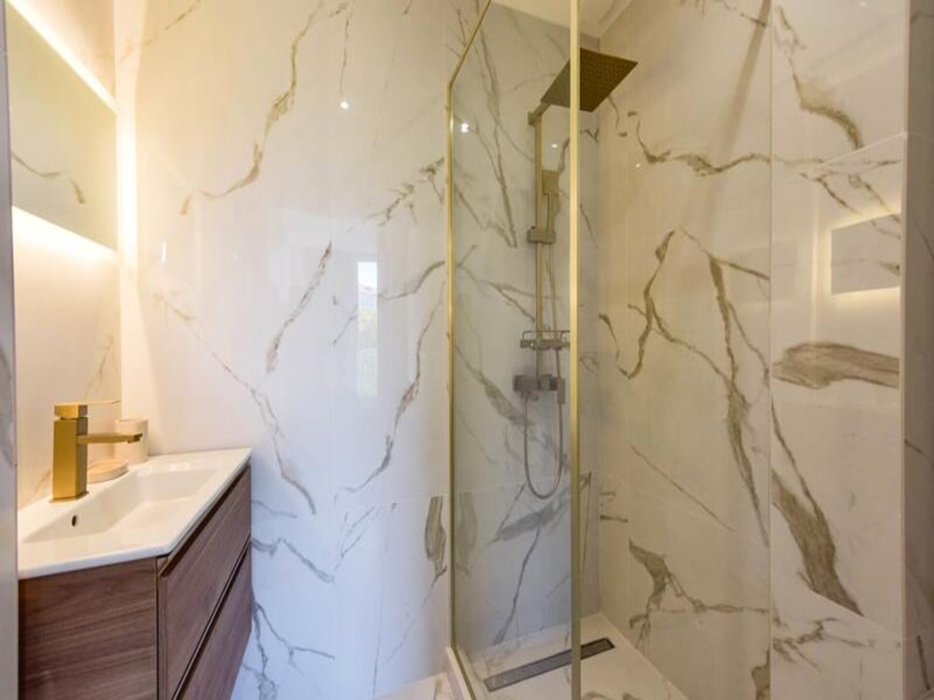Luxe 3-slaapkamer appartement op 100m van de Croisette met airco - foto 28