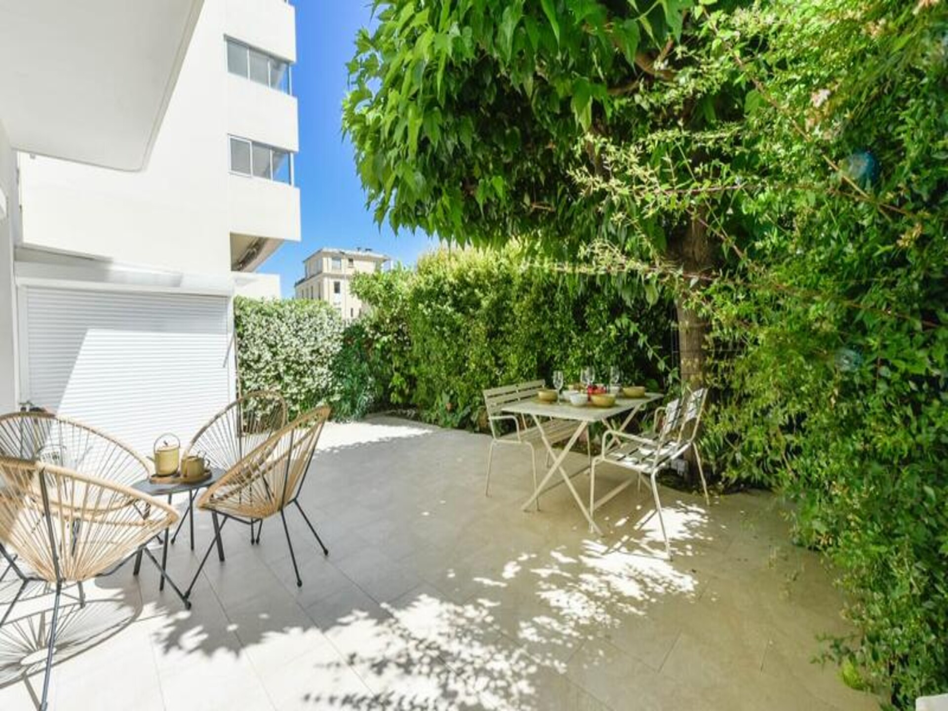 Licht appartement met tuin en garage, op 150 meter van het strand van Cannes - foto 16