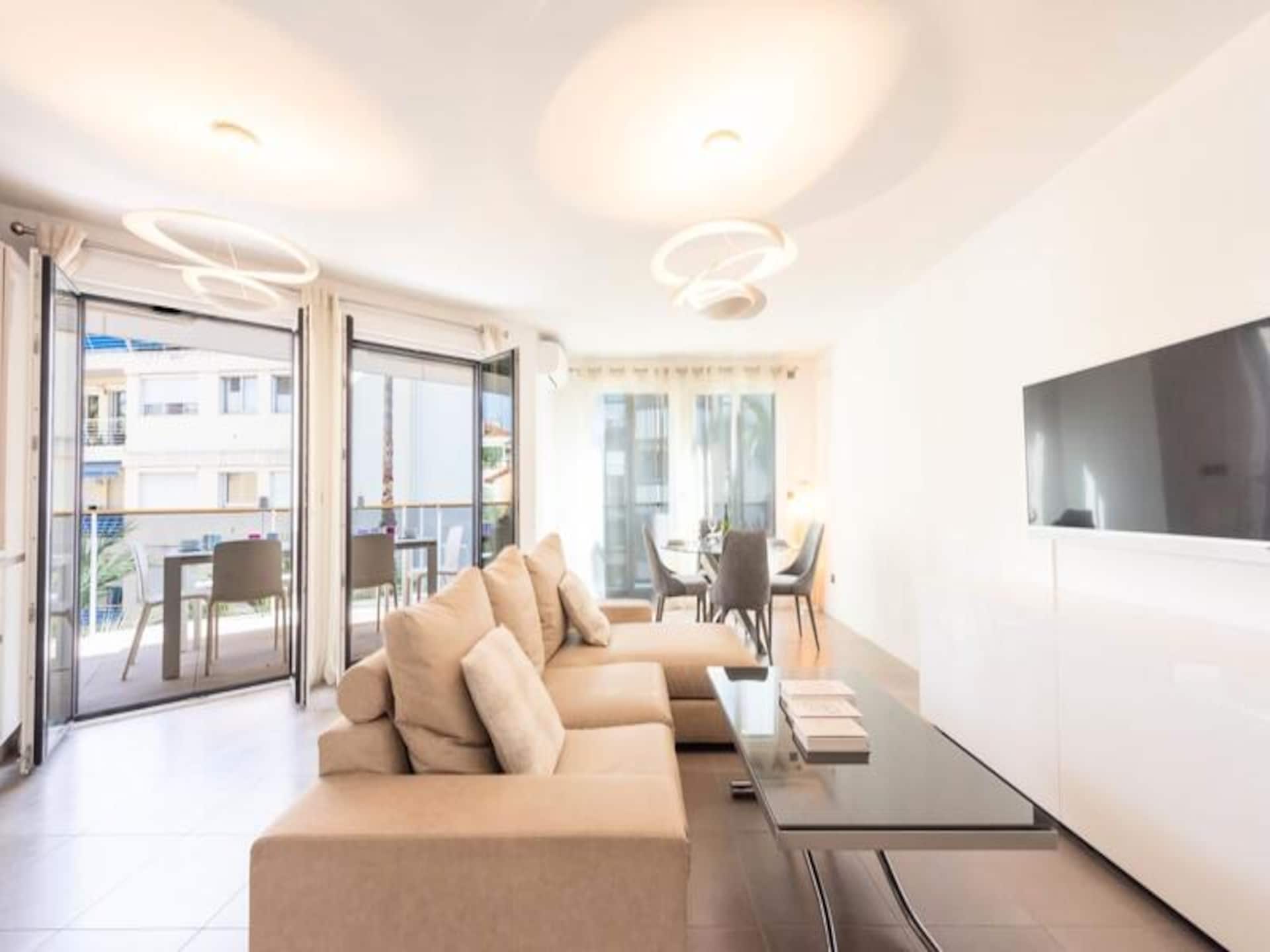 Elegant 2-slaapkamerappartement met zwembad op 100m van strand Cannes - foto 8