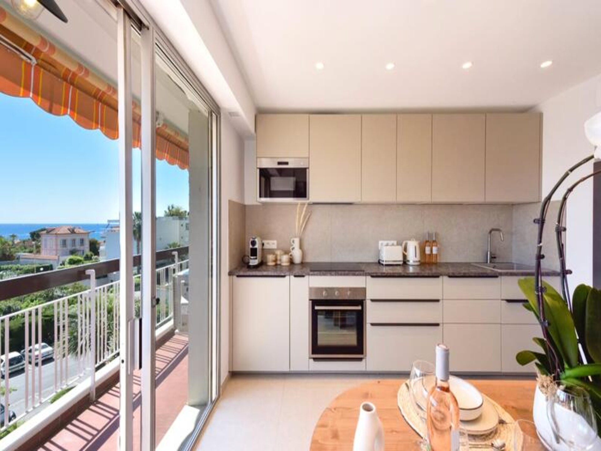Luxe appartement met zeezicht in Golfe-Juan, strand op loopafstand - foto 4