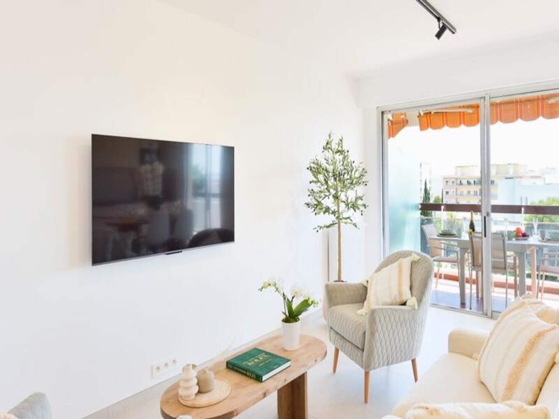 Luxe appartement met zeezicht in Golfe-Juan, strand op loopafstand - foto 9