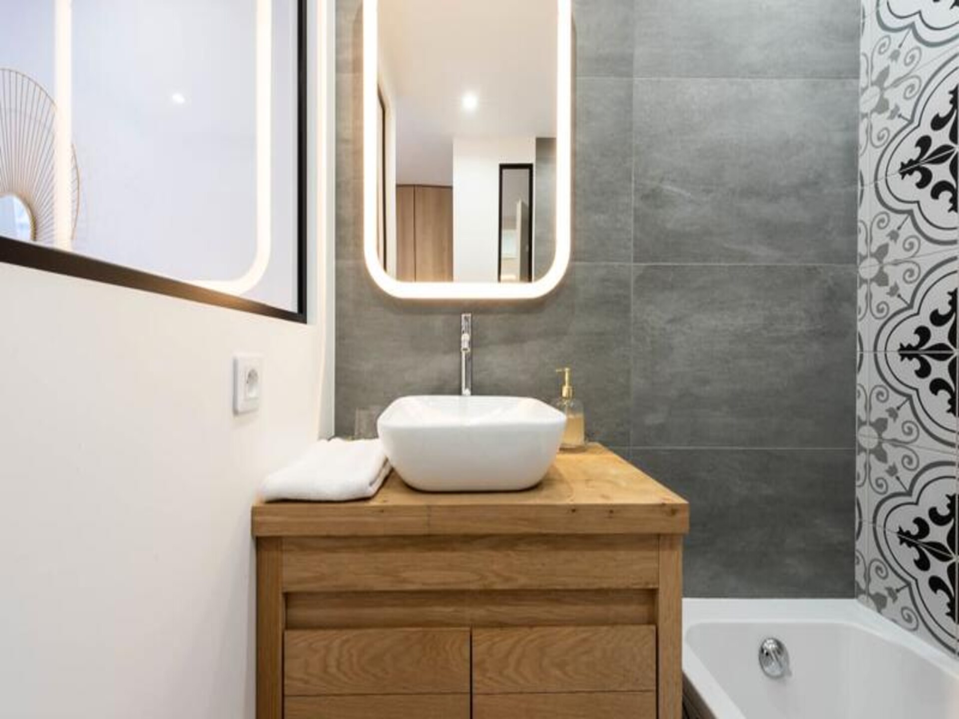 Stijlvol appartement in het hart van Le Suquet, Cannes - foto 17