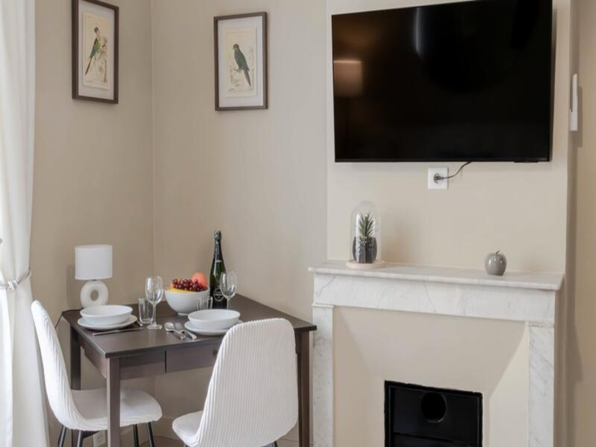 Gerenoveerd appartement in het hart van Cannes, vlakbij de Croisette - foto 2