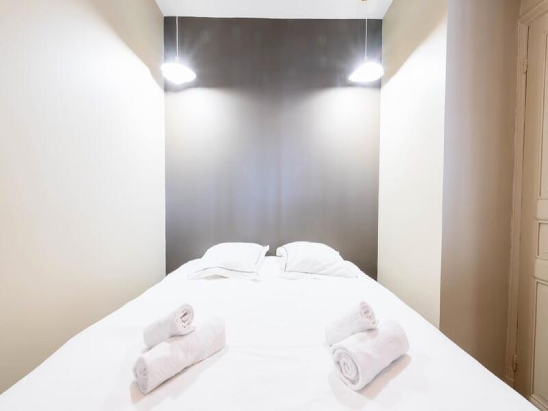 Gerenoveerd appartement in het hart van Cannes, vlakbij de Croisette - foto 16