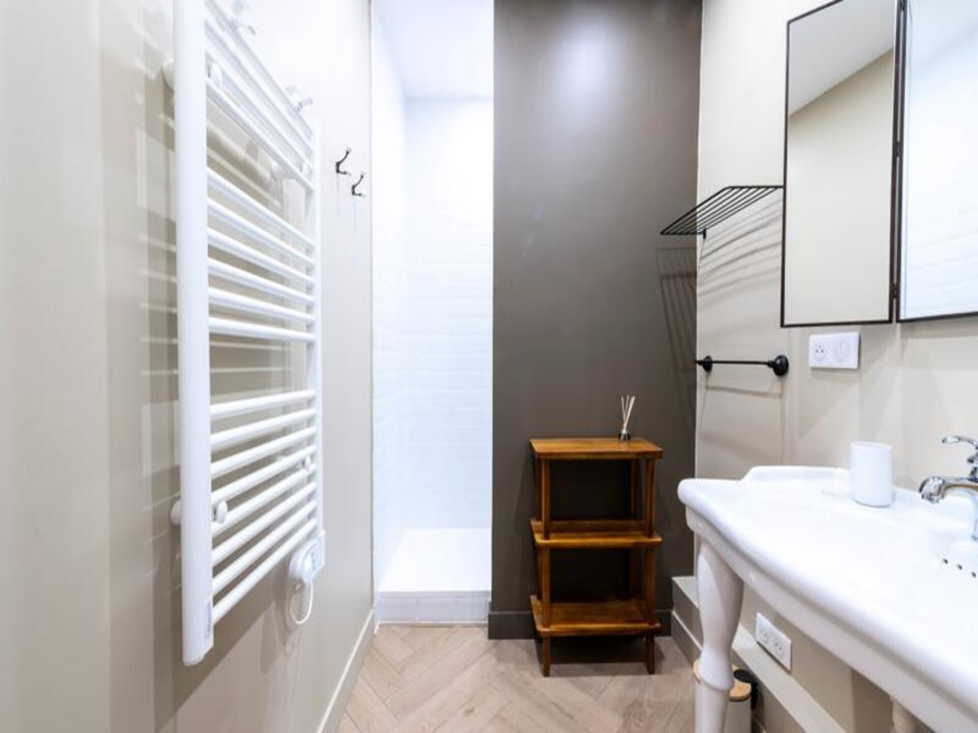 Gerenoveerd appartement in het hart van Cannes, vlakbij de Croisette - foto 19