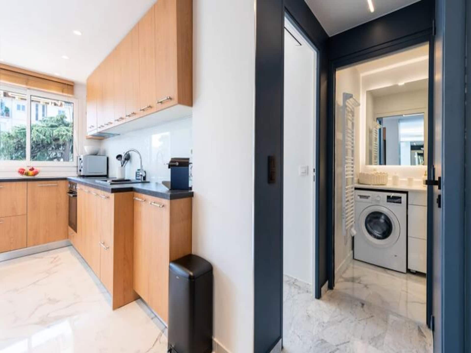 Gerenoveerd Appartement met Zonnig Terras in het Hart van Cannes - foto 13