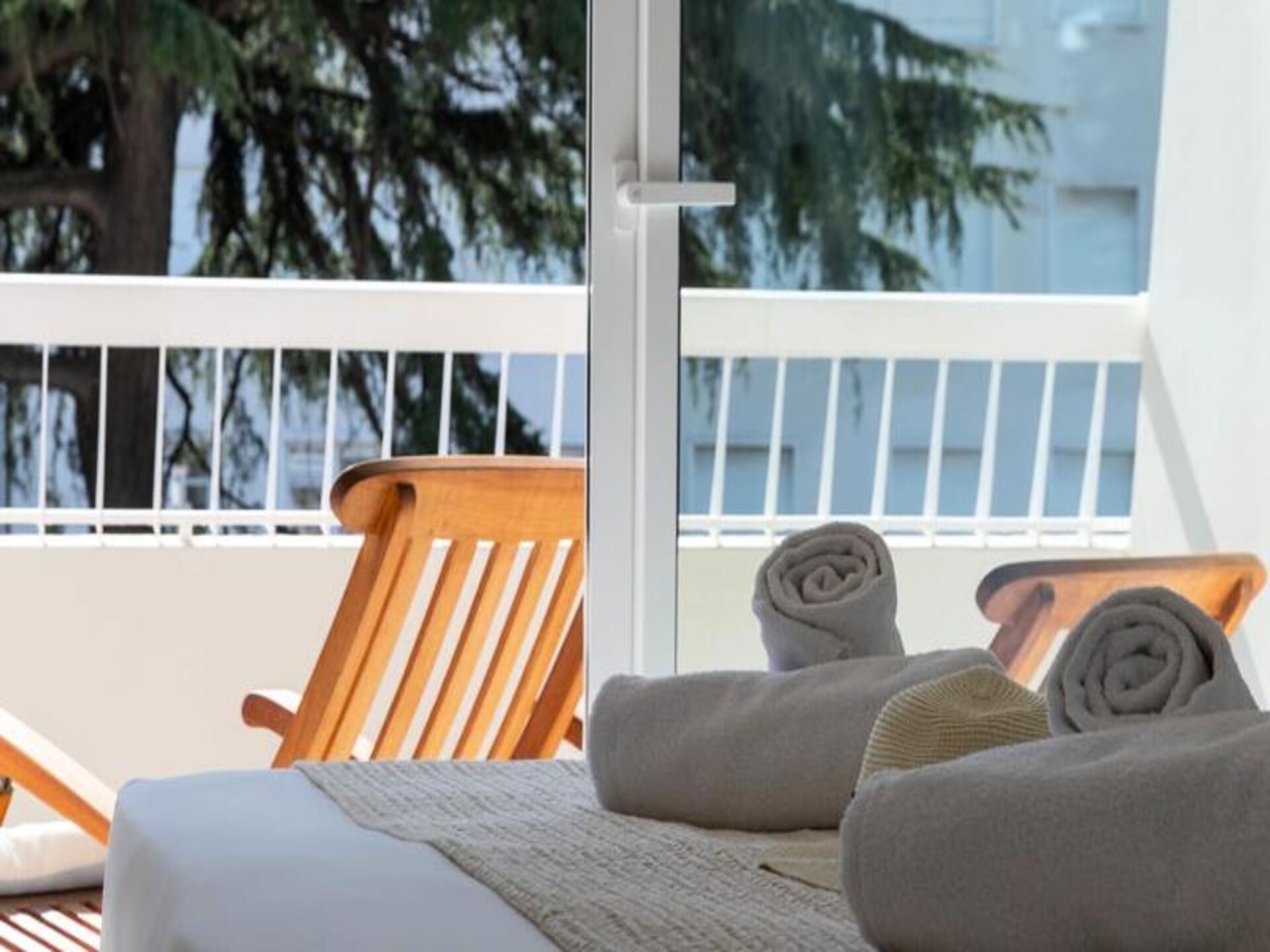 Gerenoveerd Appartement met Zonnig Terras in het Hart van Cannes - foto 19