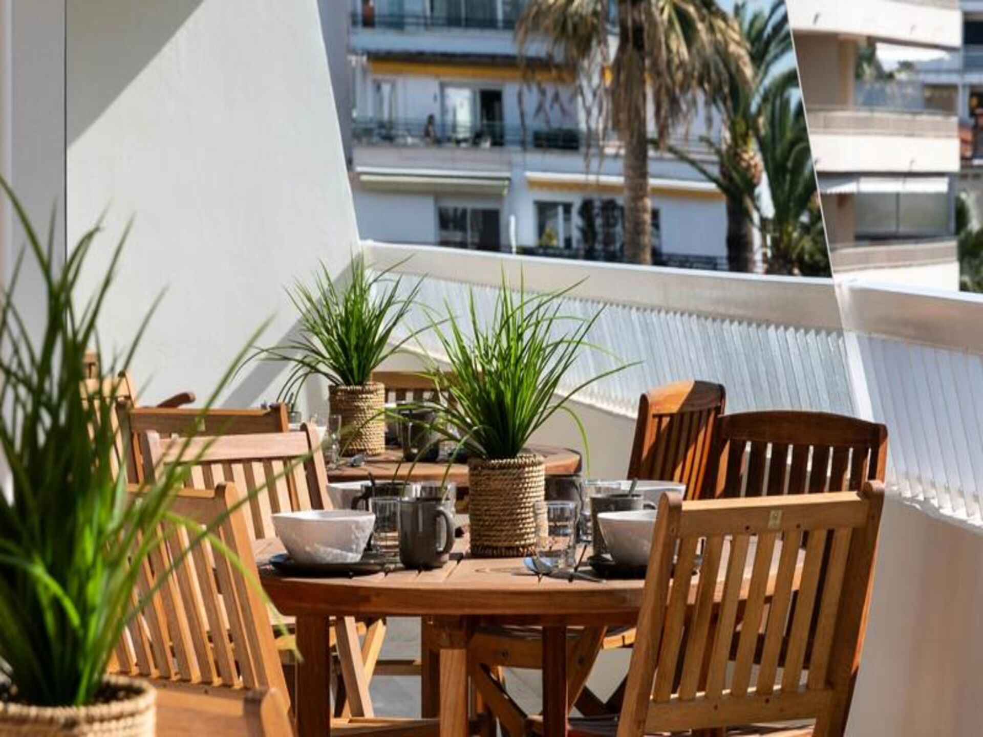 Gerenoveerd Appartement met Zonnig Terras in het Hart van Cannes - foto 23