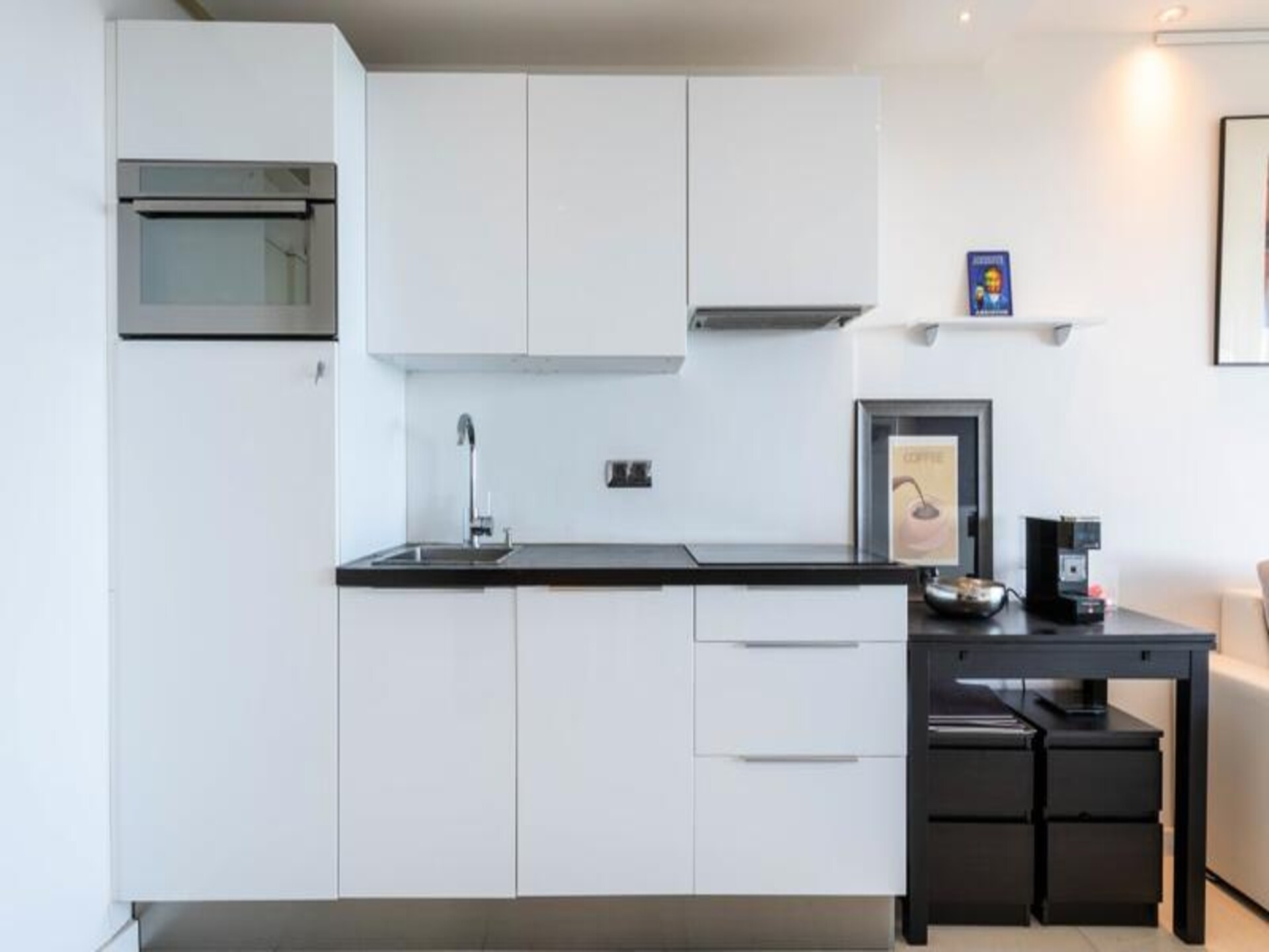 Elegant appartement met zeezicht, zwembad en privépad naar strand - foto 9