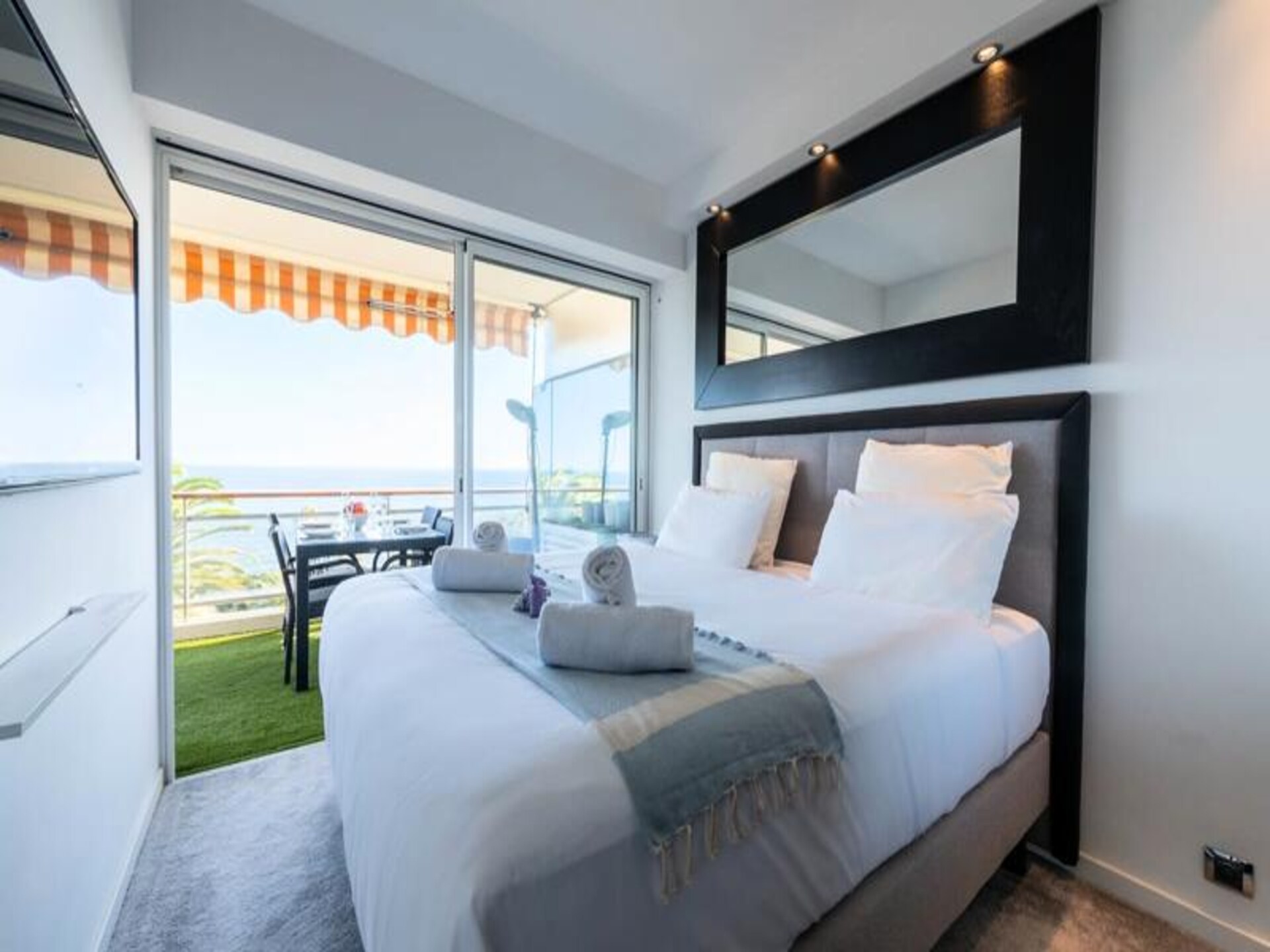 Elegant appartement met zeezicht, zwembad en privépad naar strand - foto 12