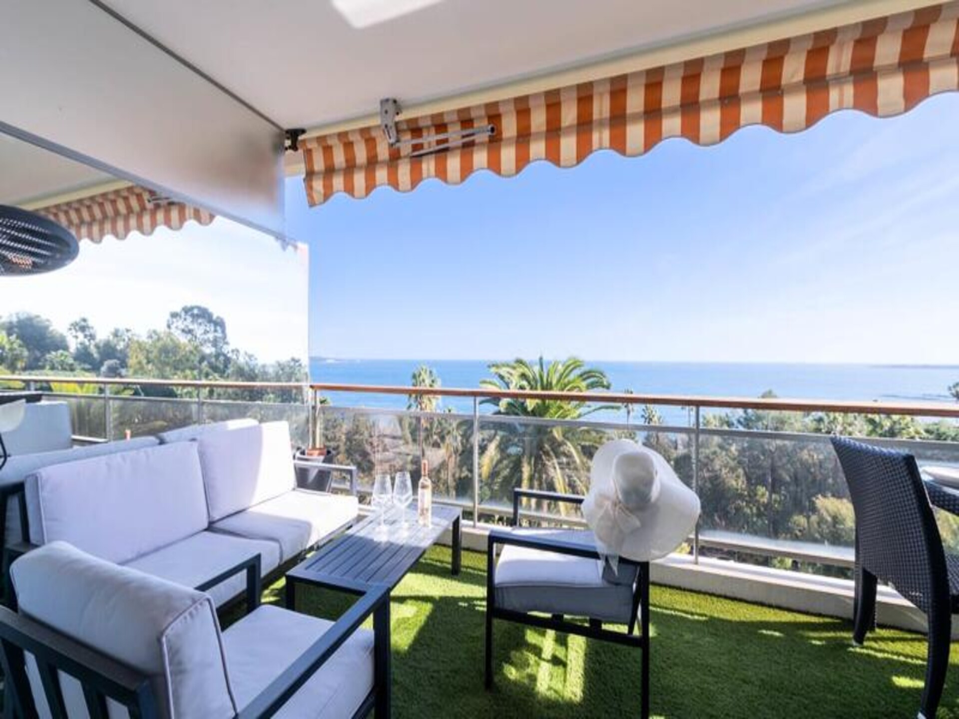Elegant appartement met zeezicht, zwembad en privépad naar strand - foto 22