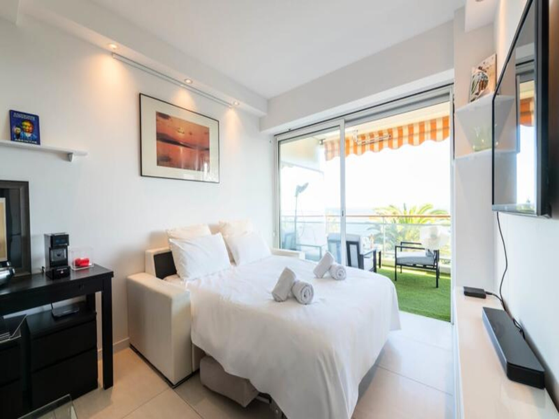 Elegant appartement met zeezicht, zwembad en privépad naar strand - foto 23