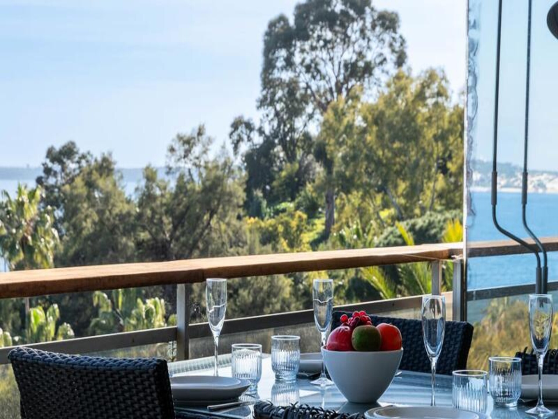 Elegant appartement met zeezicht, zwembad en privépad naar strand - foto 27